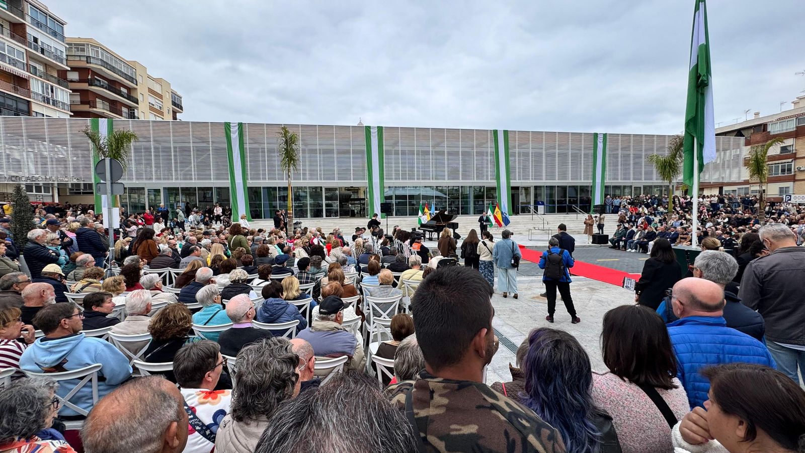 Previamente se ha realizado un homenaje a la bandera andaluza
