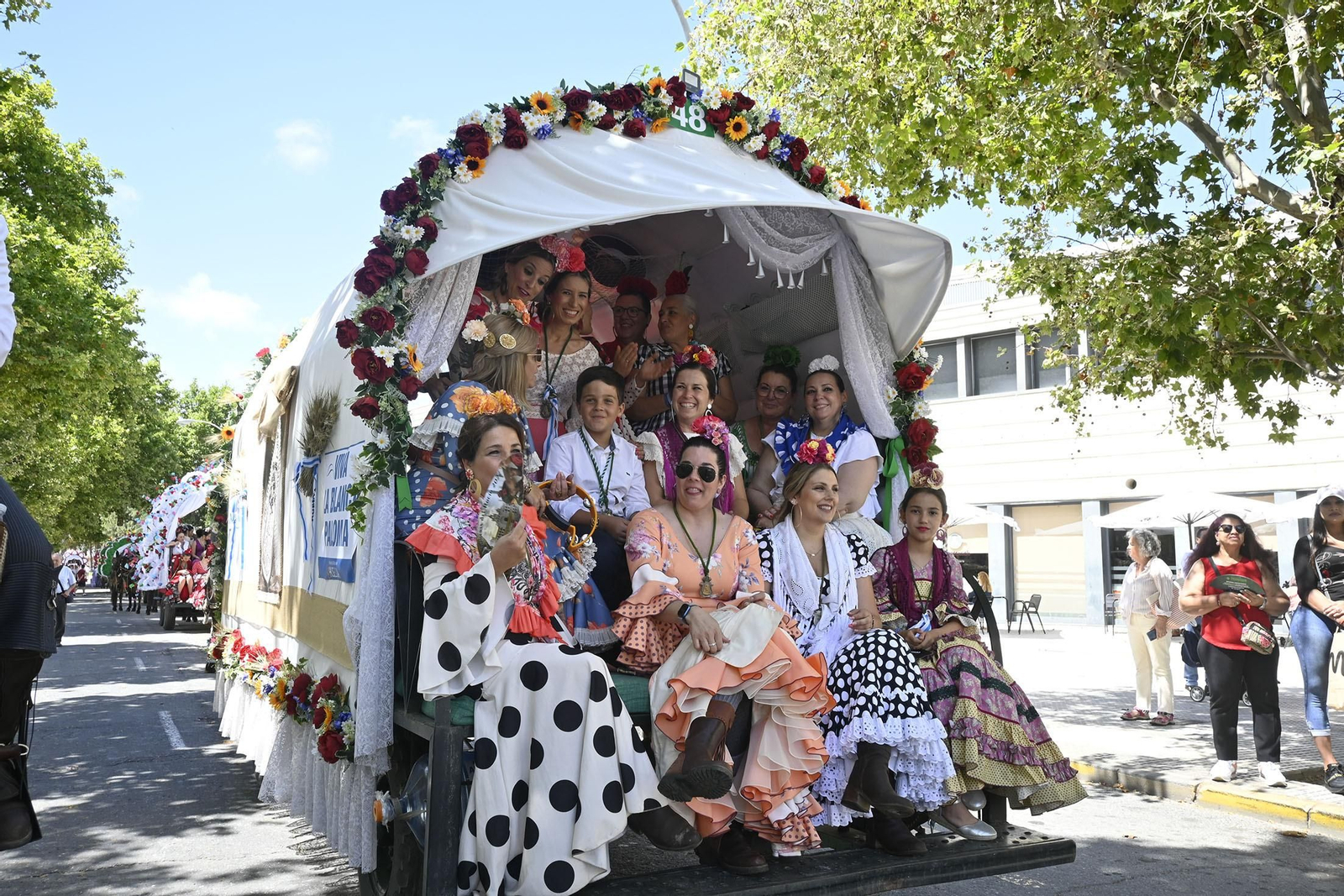 Todos los rocieros de la comitiva de la Hermandad de Huelva, en imágenes