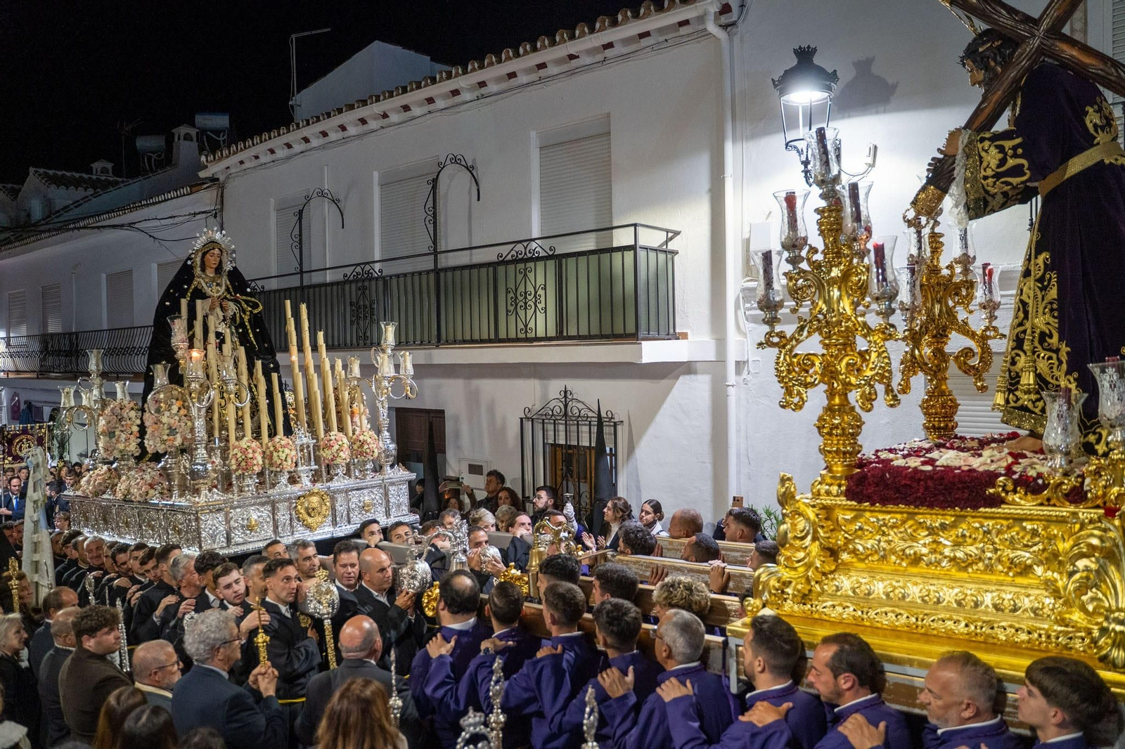 El Nazareno el Jueves Santo en Benalmádena Pueblo, en imágenes