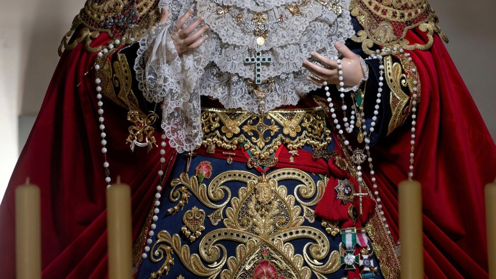 Fotogalería ‘Granada bajo palio’ 2025: María Santísima de la Caridad