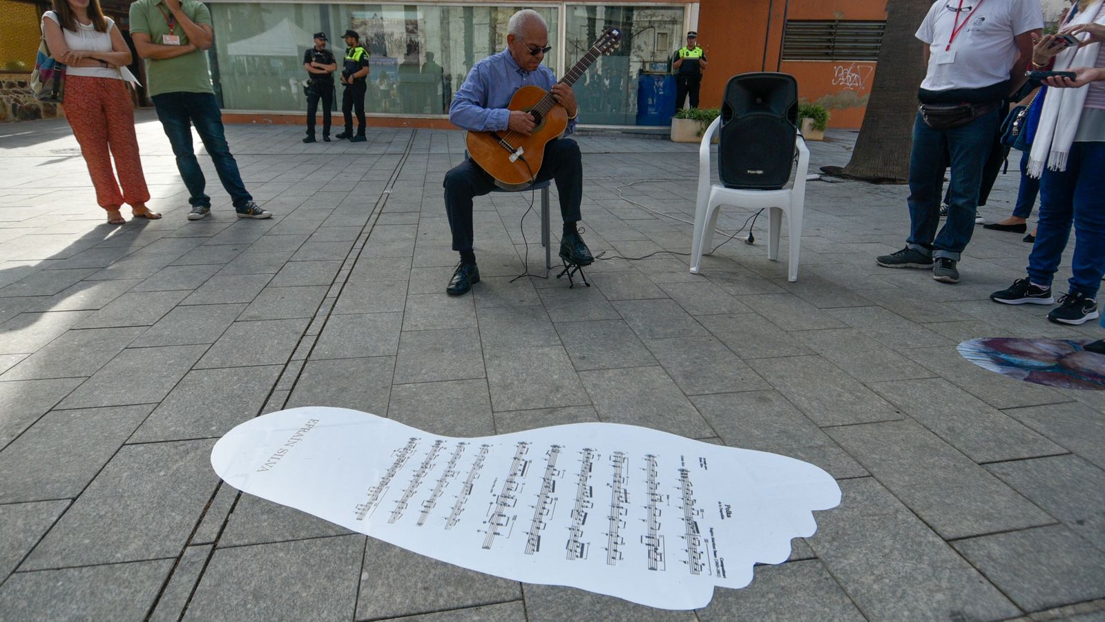 Las fotos de 'Emociones de ida y vuelta' Un Barrio de Todos