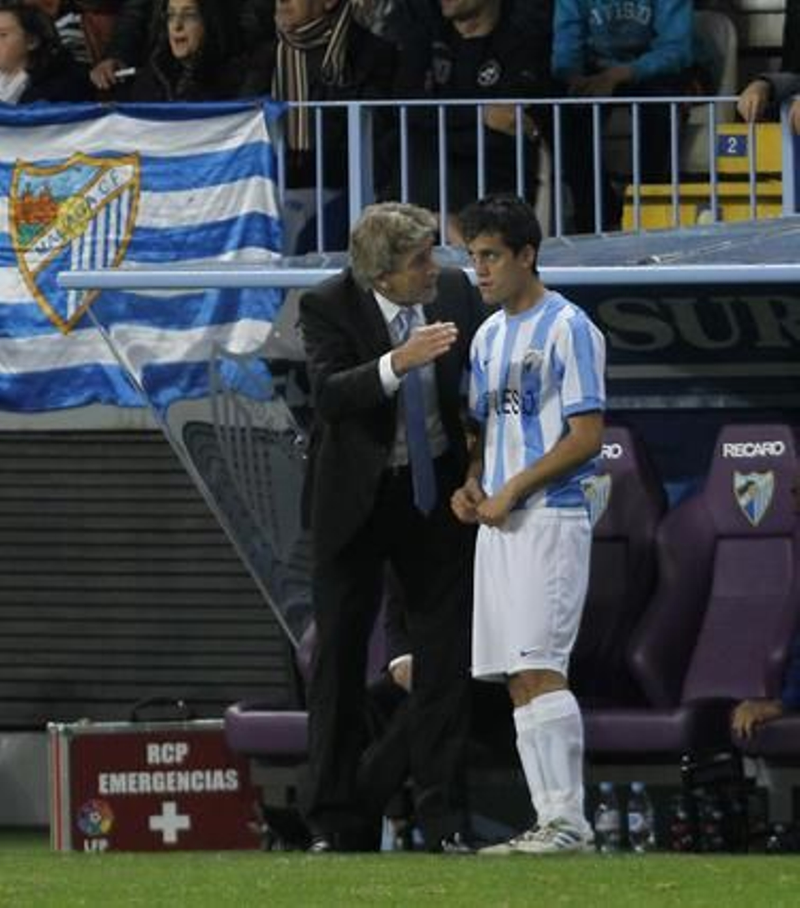 El Málaga remonta a medias ante el Osasuna (1-1). / Sergio Camacho