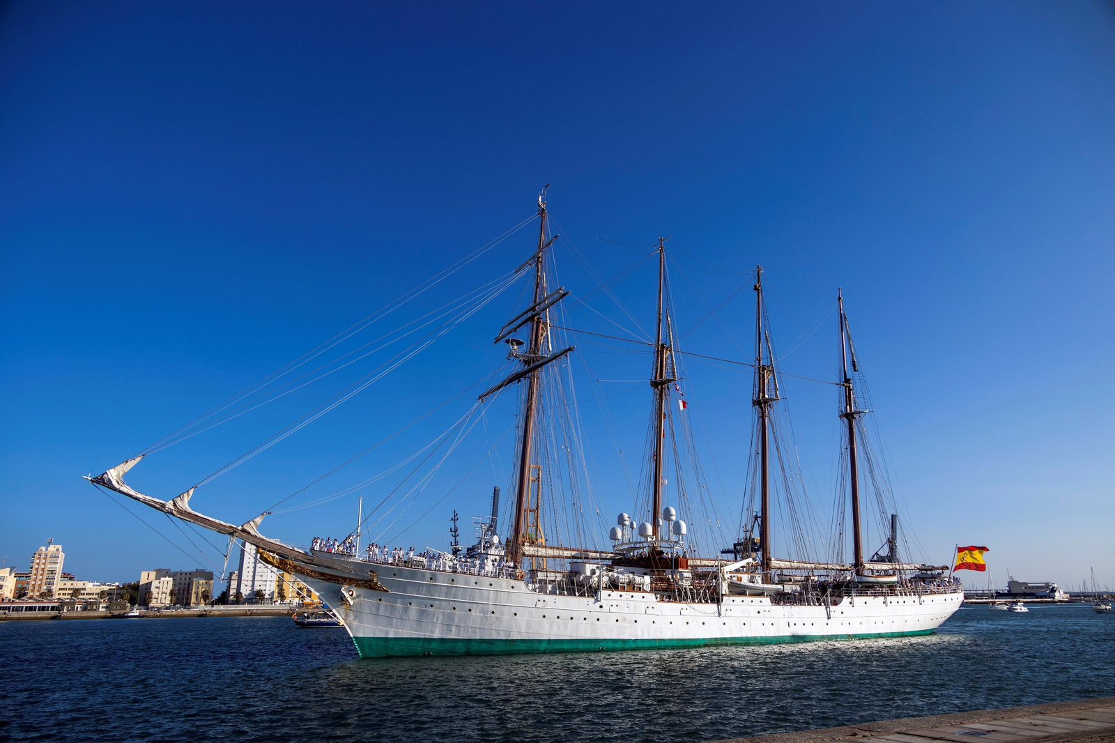 Armada: Las mejores imágenes de la llegada del 'Juan Sebastián de Elcano' a Cádiz Armada: Las mejores imágenes de la llegada del 'Juan Sebastián de Elcano' a Cádiz