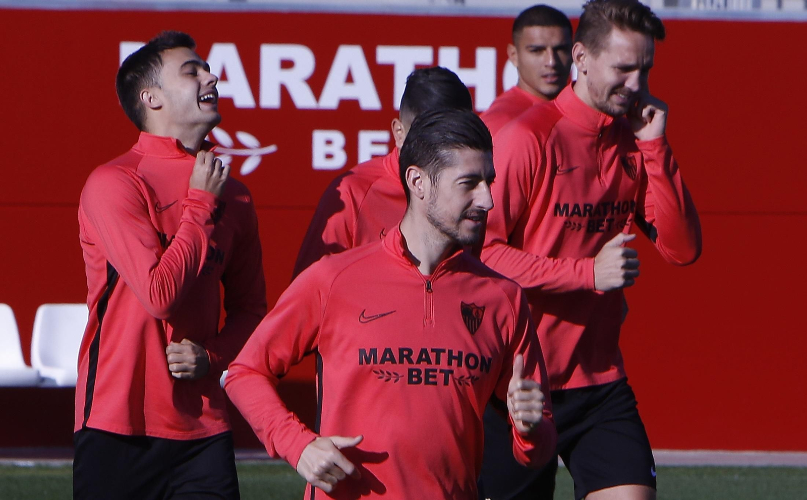 Sergio Escudero, durante un entrenamiento en la presente temporada.