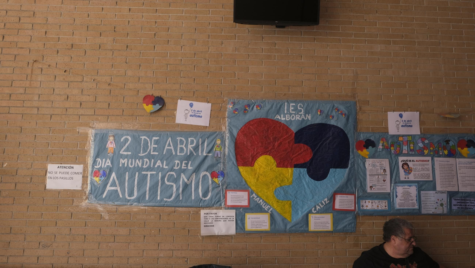 Inicio del curso escolar en el IES Alborán-Manuel Cáliz, en imágenes