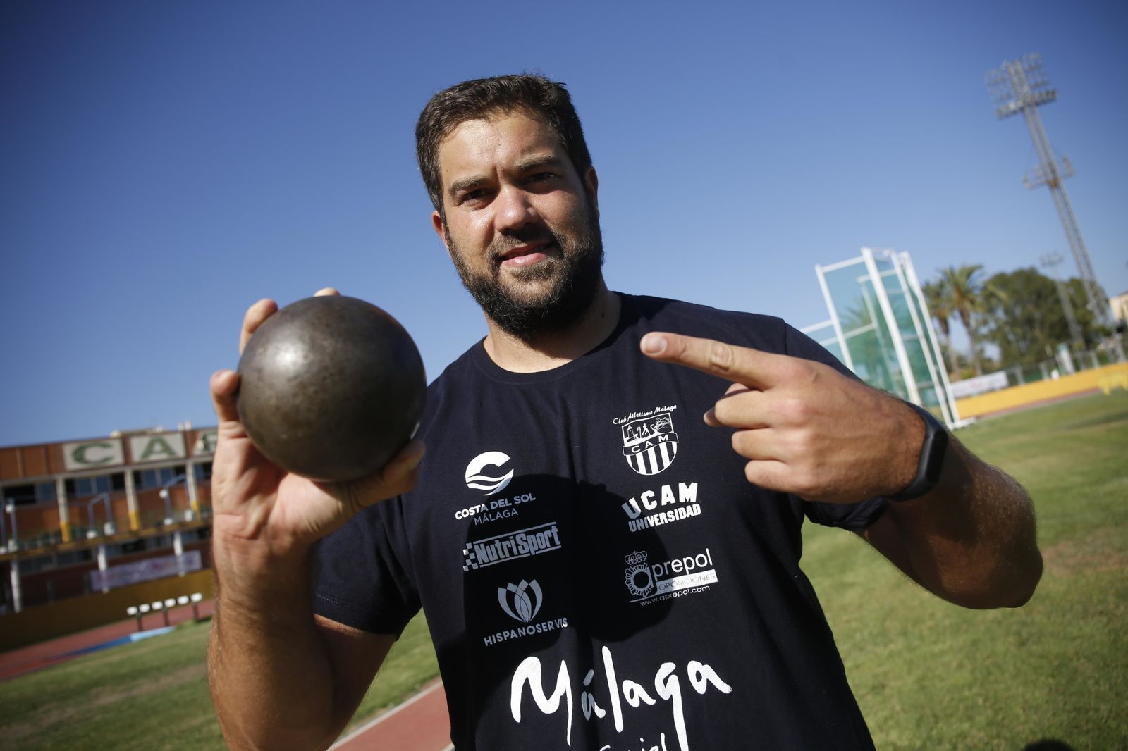 Borja Vivas posando durante una sesión en Carranque.