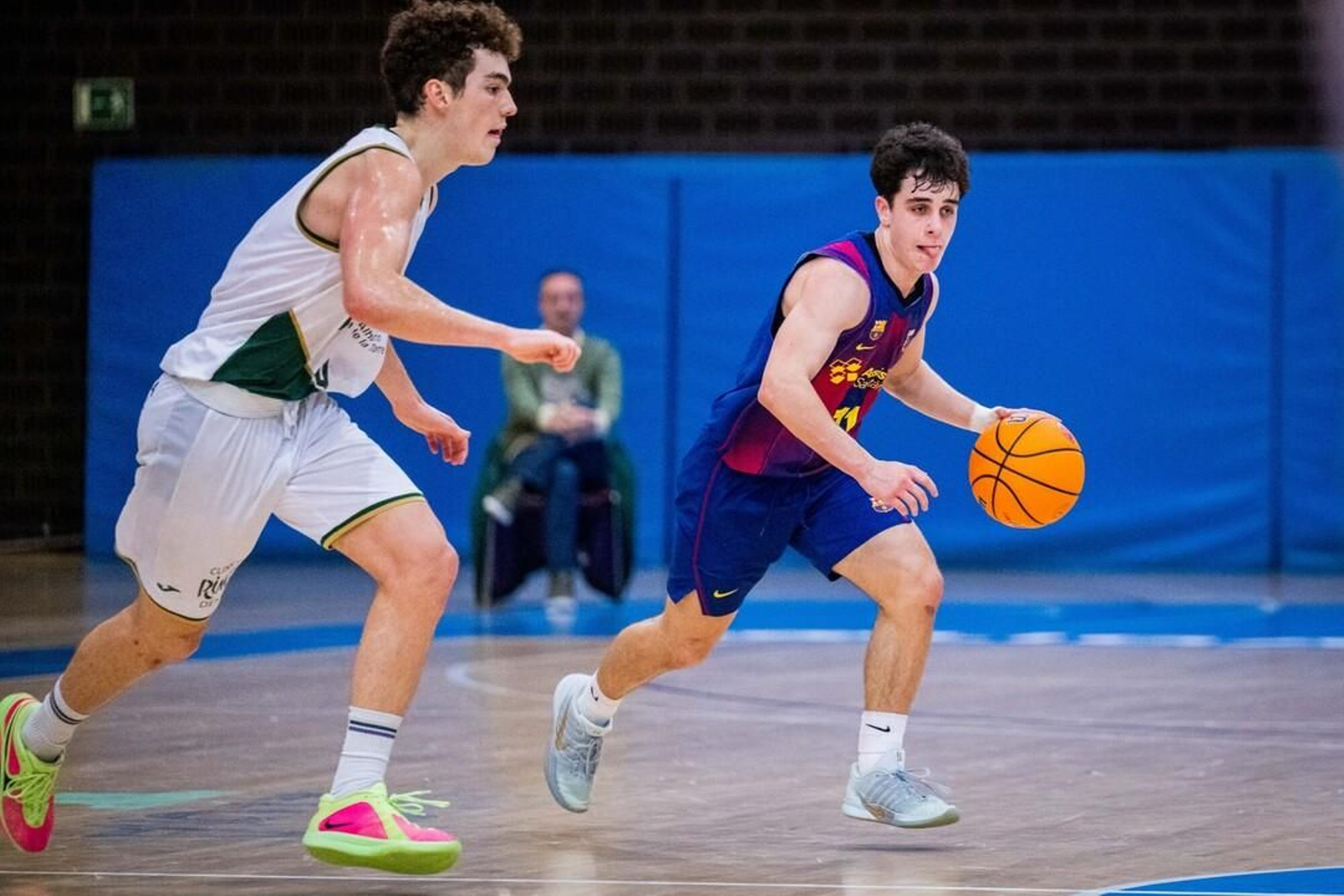 El Unicaja acarició el triunfo en Barcelona (62-61) en Liga U22: fotos y crónica del partido