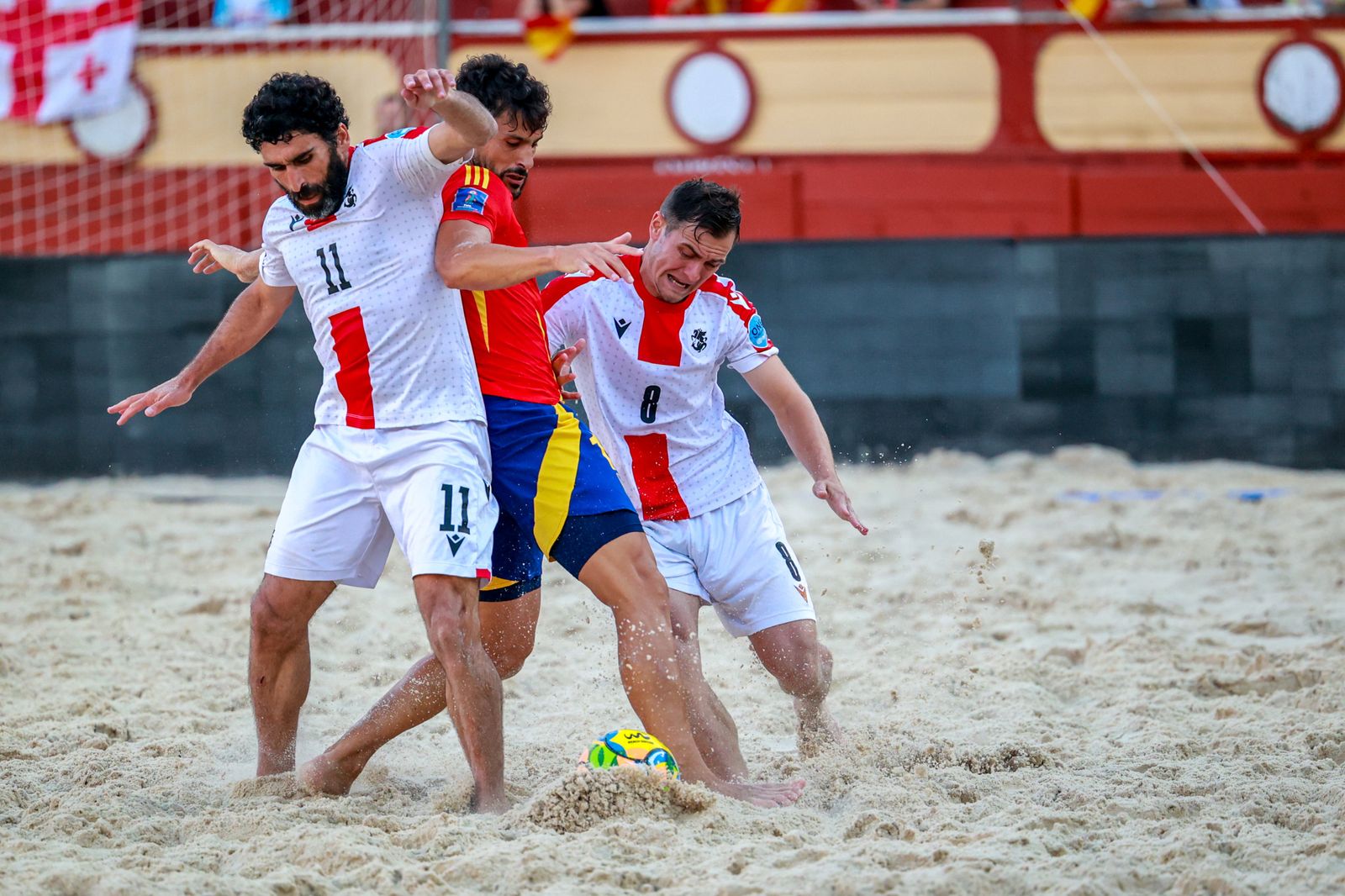 Las imágenes de la Euro Beach Soccer League en la Plaza de Toros de El Puerto