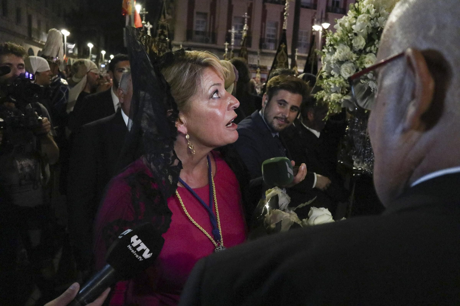 Las mejores imágenes de la procesión de la Amargura Coronada