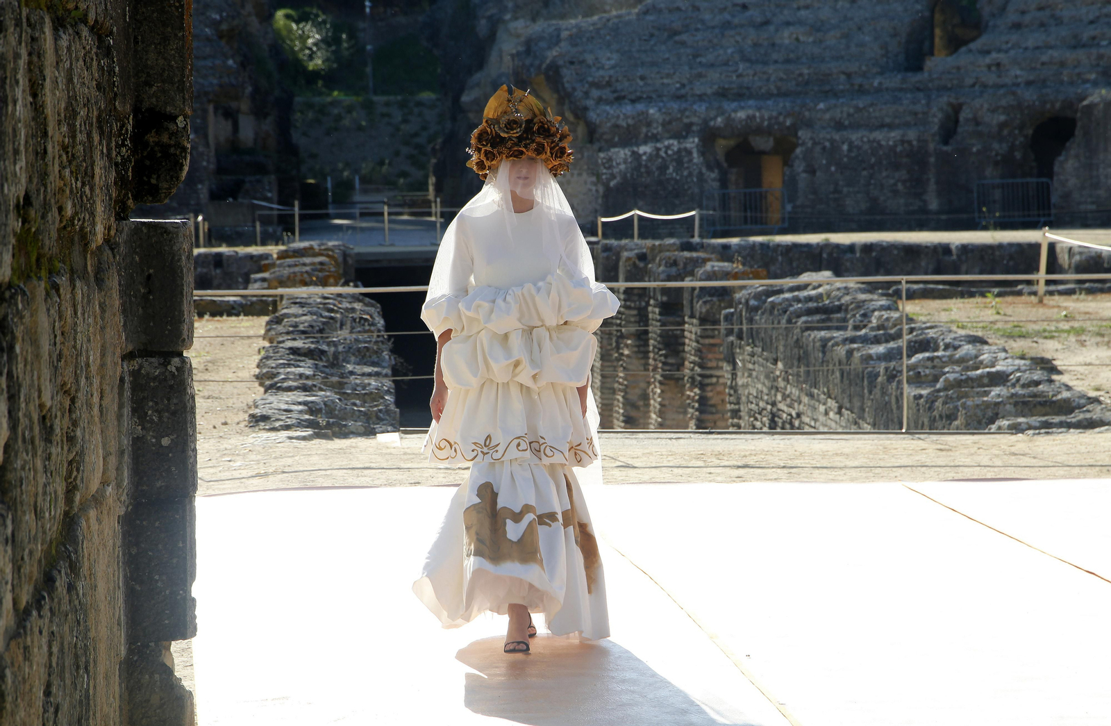 Pase de modelos en Itálica