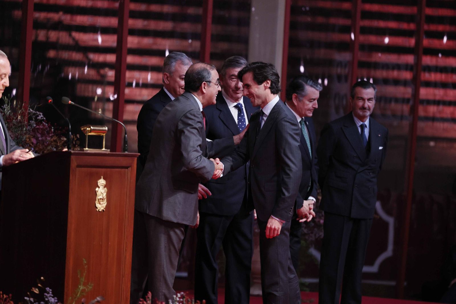La Entrega de los premios taurinos y universitarios de la Real Maestranza en imágenes