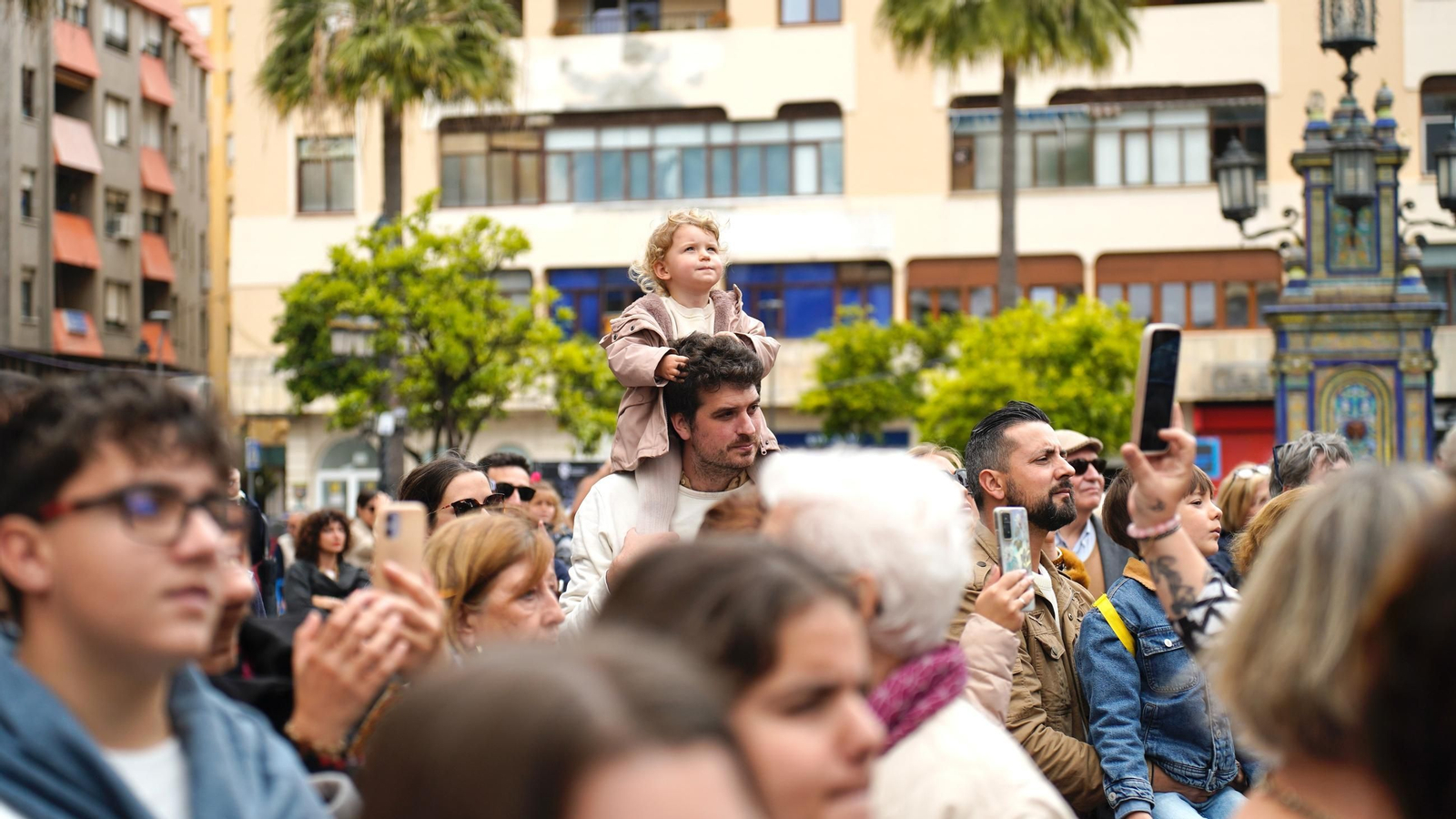 Fotos del Domingo de Resurrección en Algeciras: El Resucitado