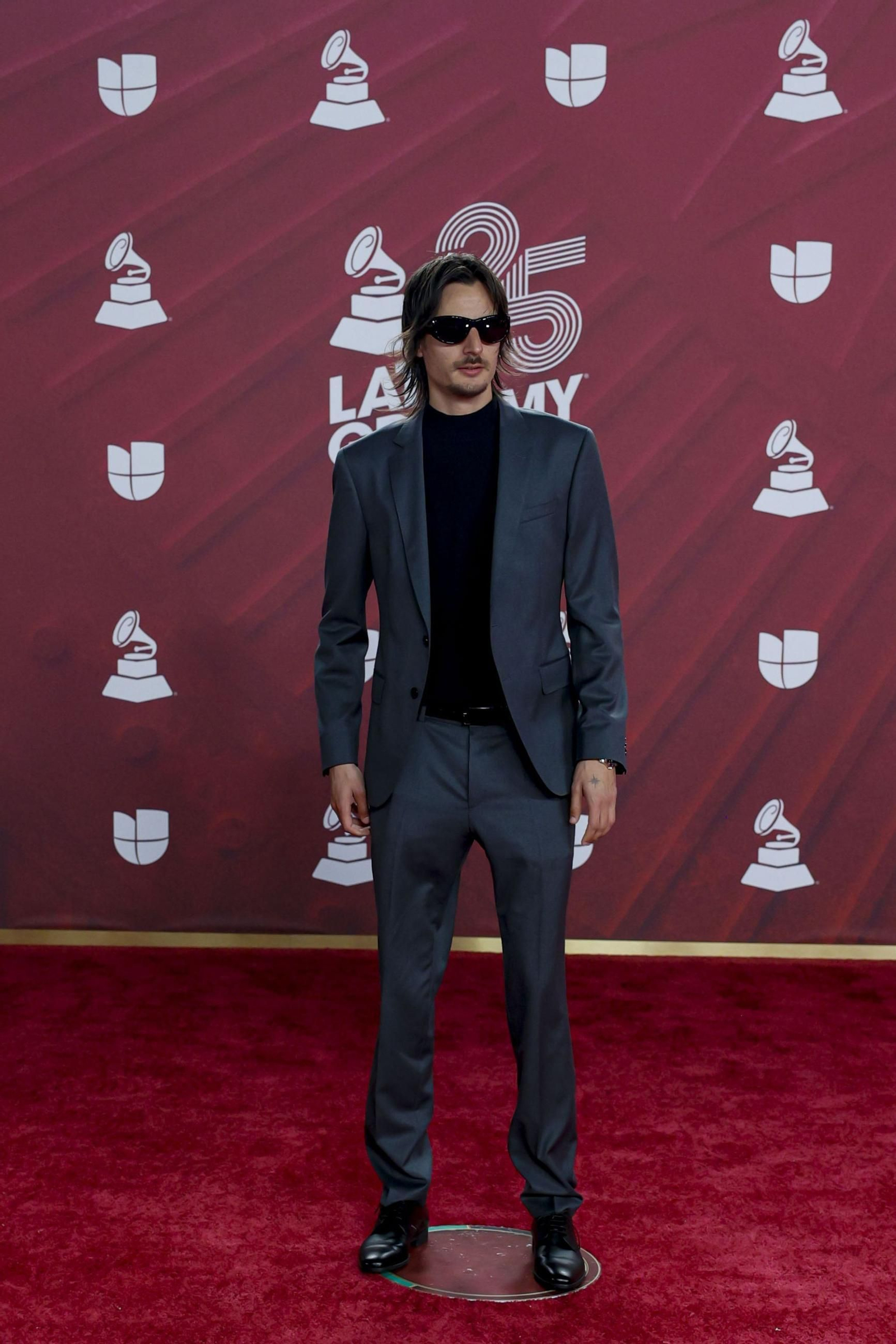 Todos los famosos, tendencias y curiosidades en la alfombra roja de la 25 edición de los Grammy Latinos