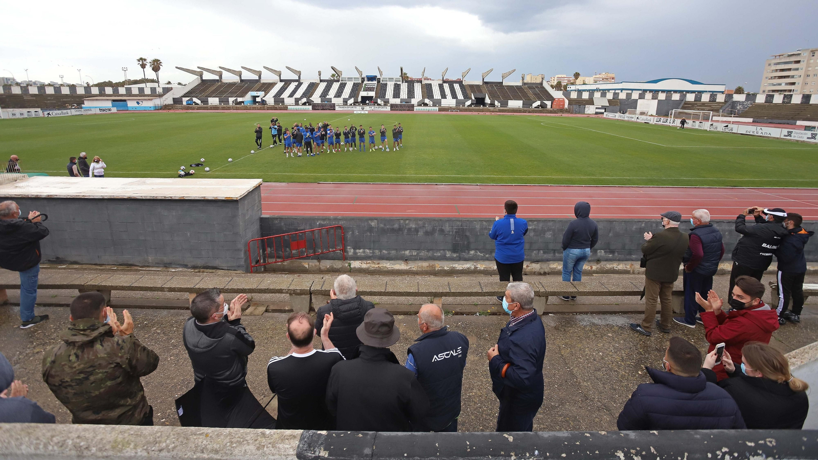 Fotos del entrenamiento a puerta abierta de la Balona