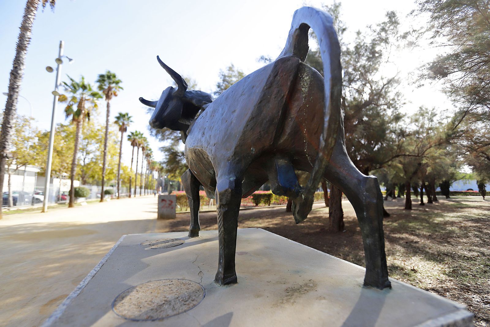 Imágenes del actual estado de las esculturas del museo al aire libre de Huelva