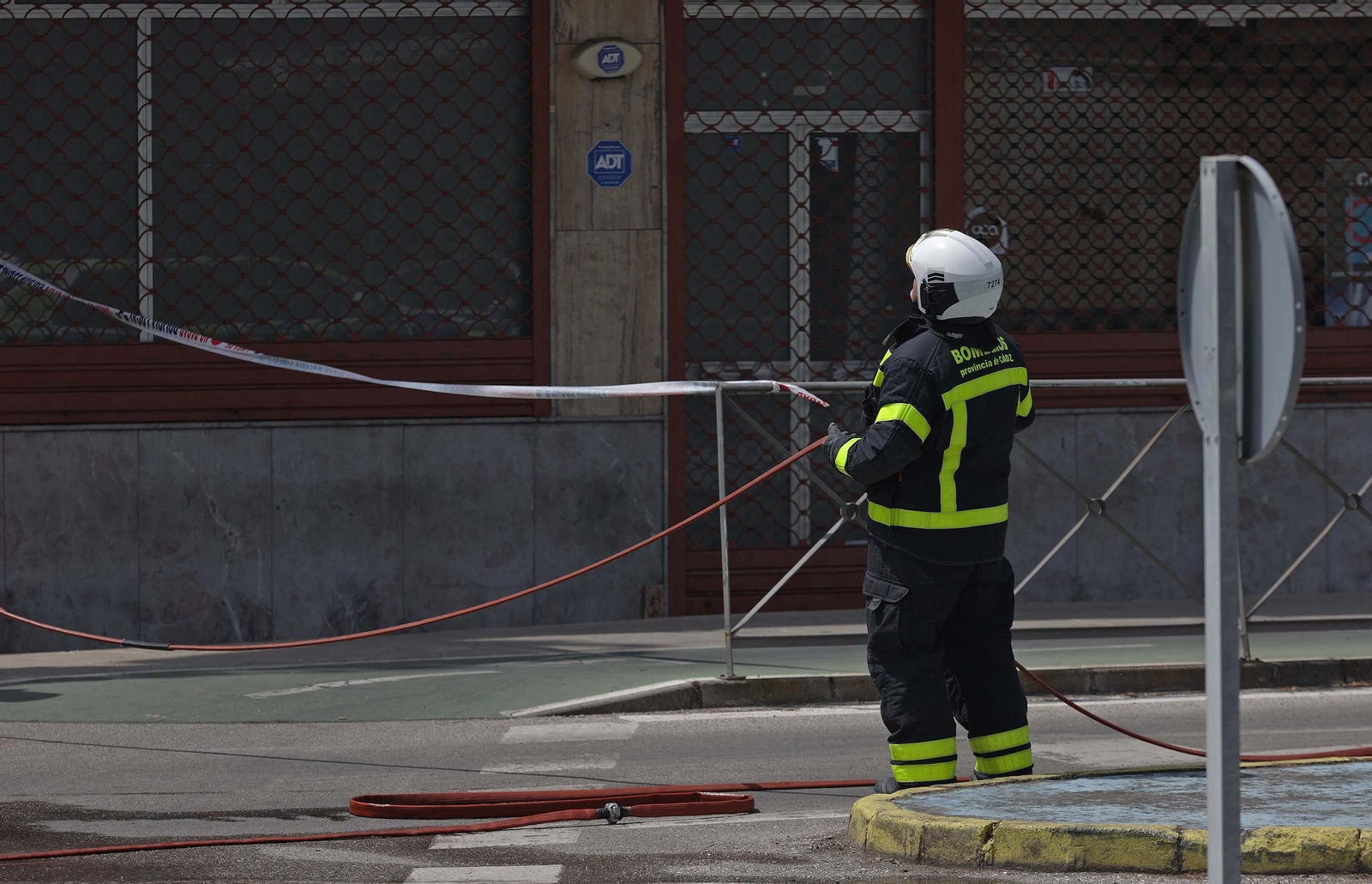 Fotos del incendio en el Patio de Soto en Algeciras Fotos del incendio del Patio de Soto en Algeciras