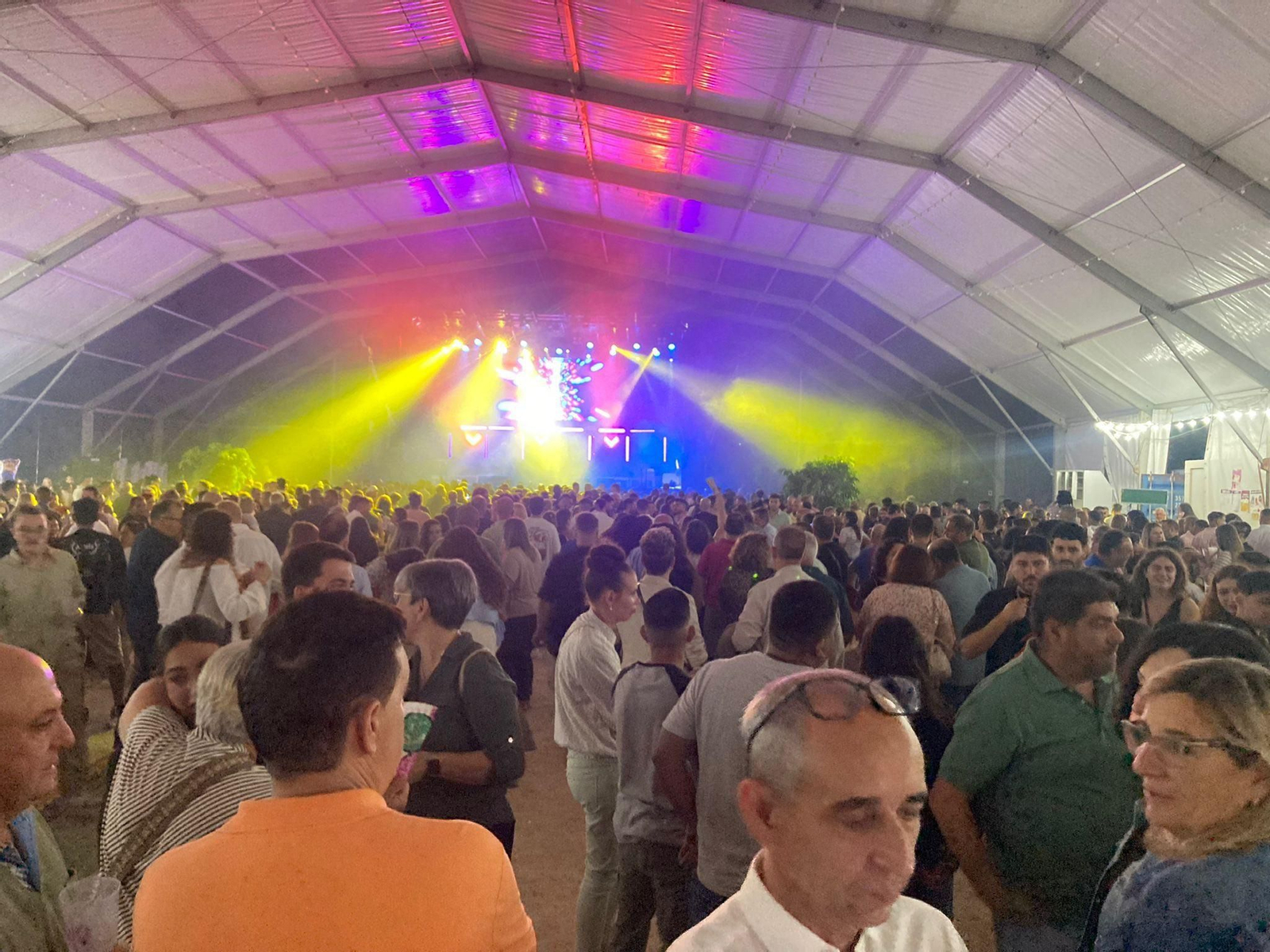 Las noches de fiestas son de Pulpí: de los toros de fuego a la música dance de los 90 por San Miguel