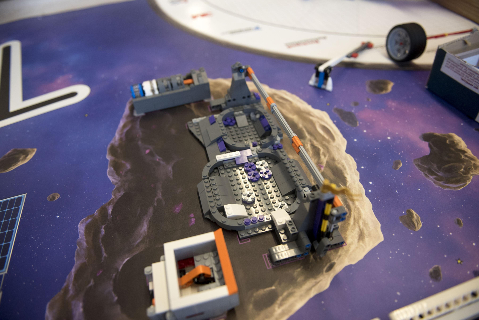 Los alumnos calientan motores para el Torneo First Lego