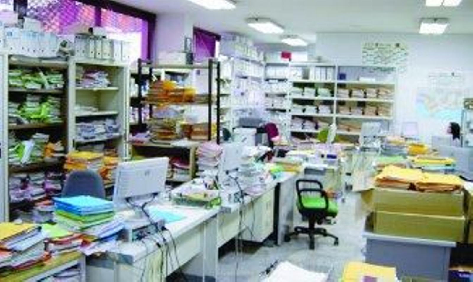 Justicia traslada 110.000 cajas de legajos al depósito de Bellavista