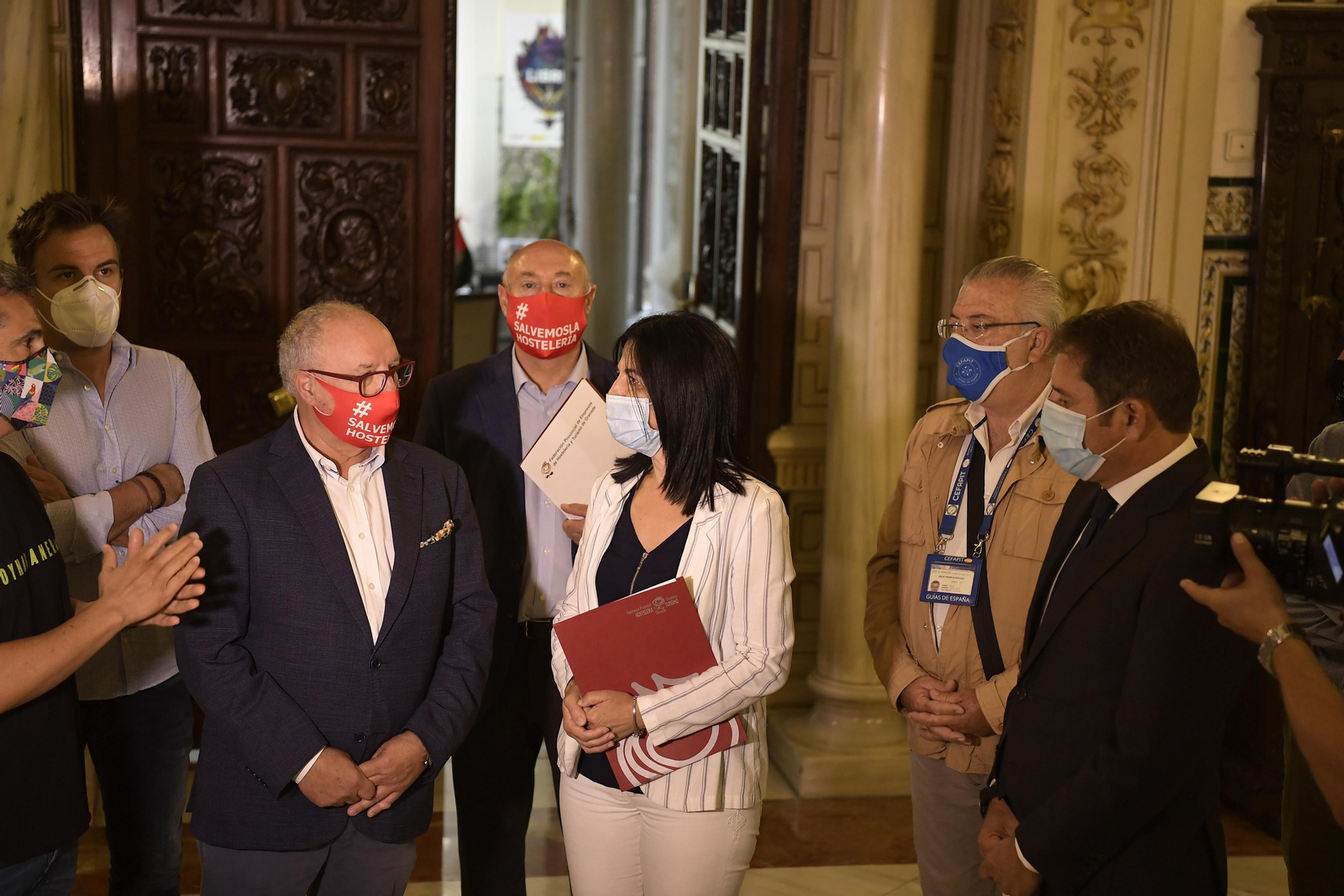 Fotos: El turismo se manifiesta en Granada