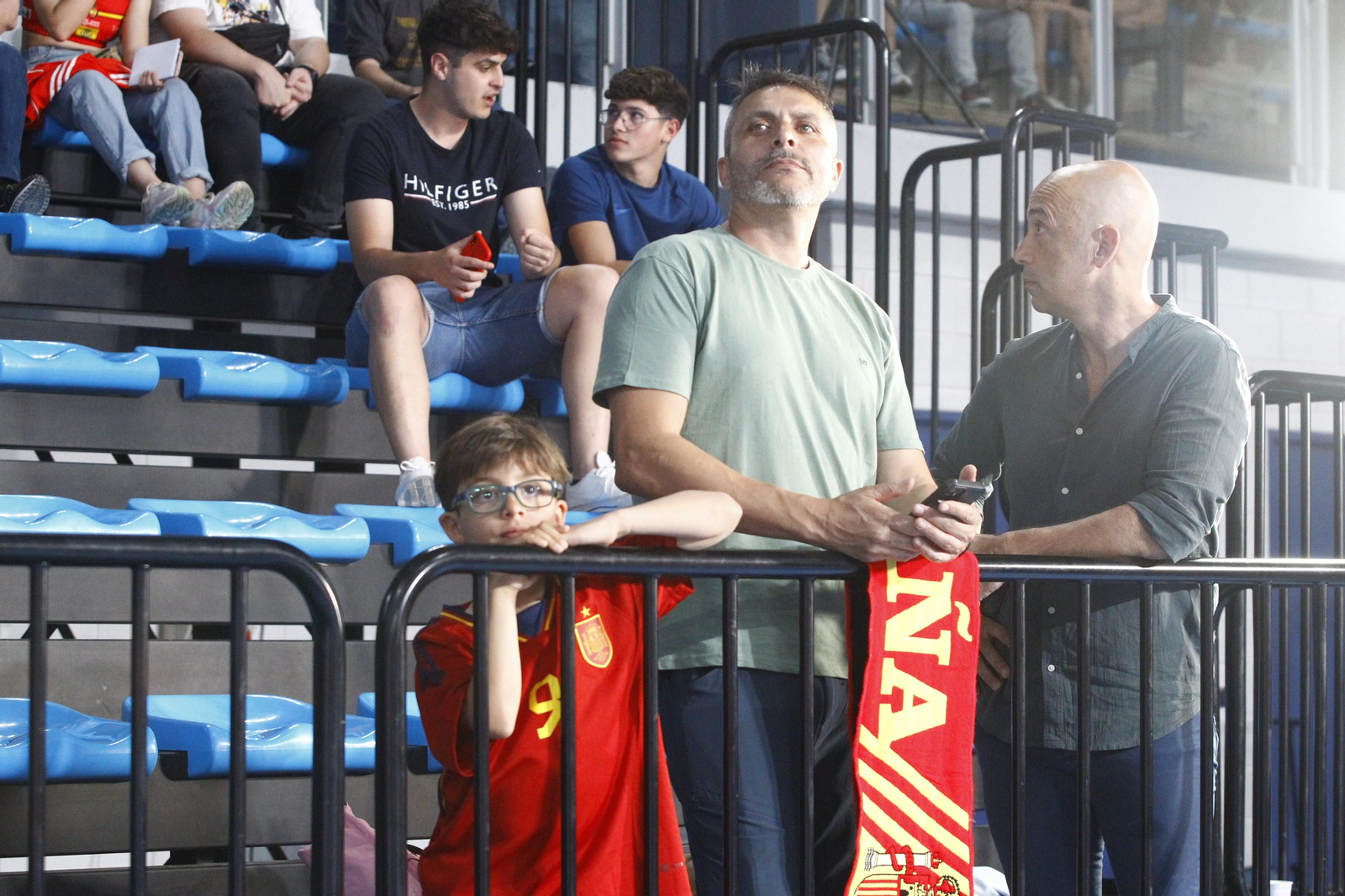 Imágenes del España-Dinamarca de la EHF Euro Cup de balonmano, en Almería