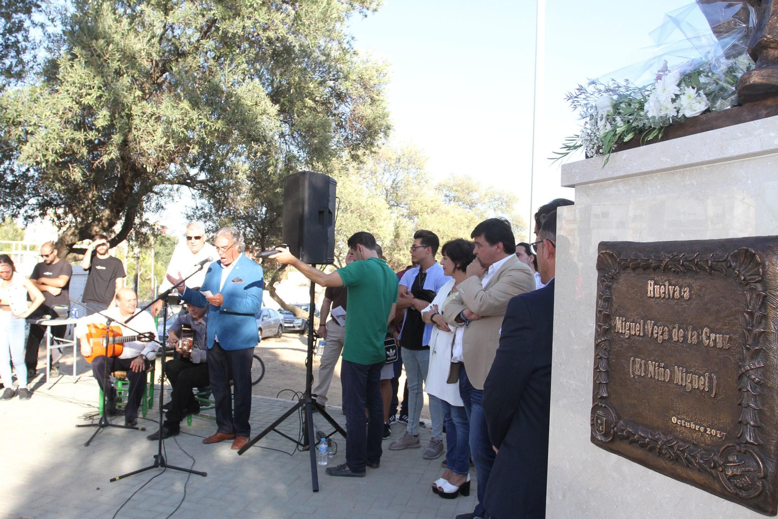 Inaguración del monumento al Niño Miguel.