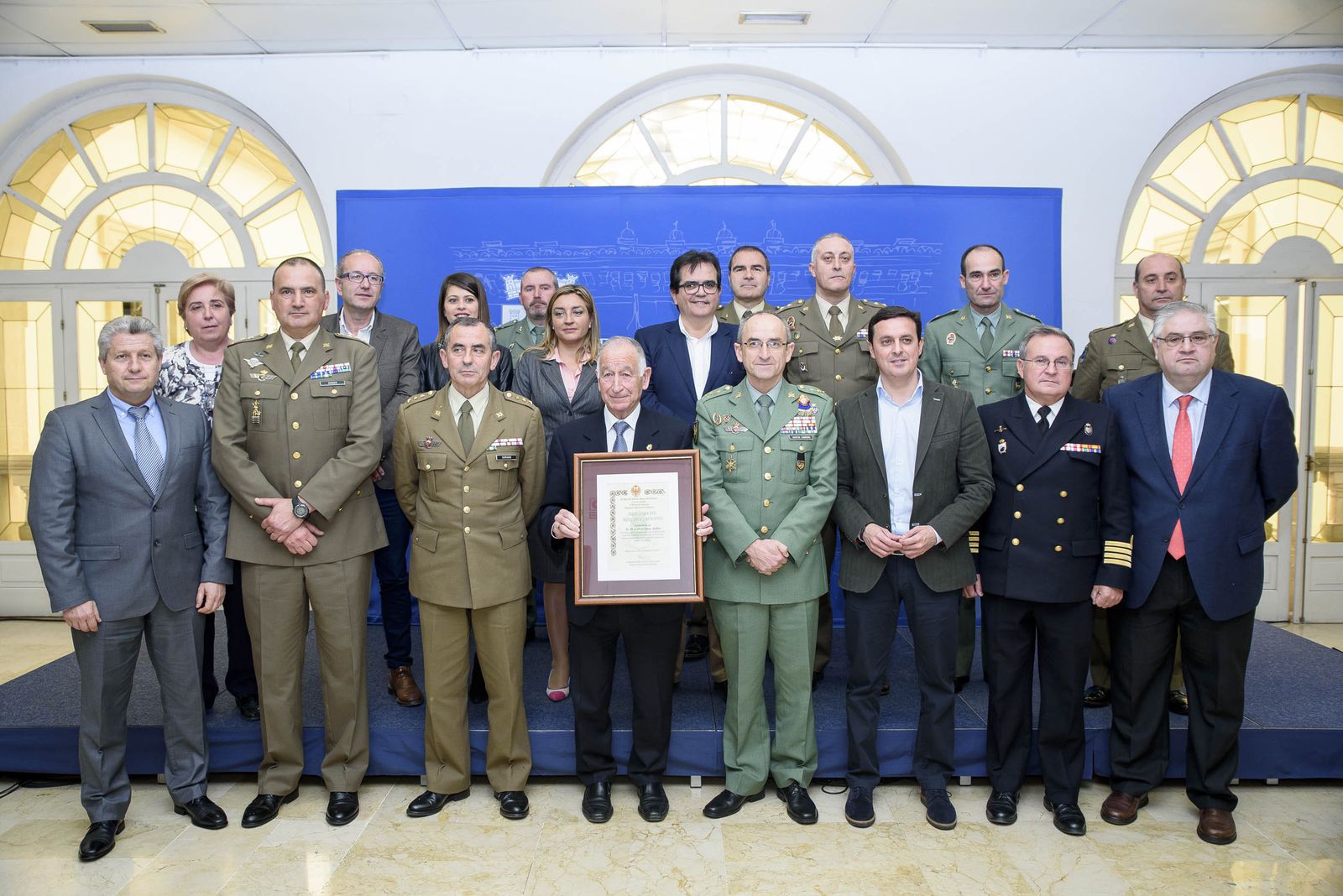 Reconocimiento de la Legión a Gabriel Amat