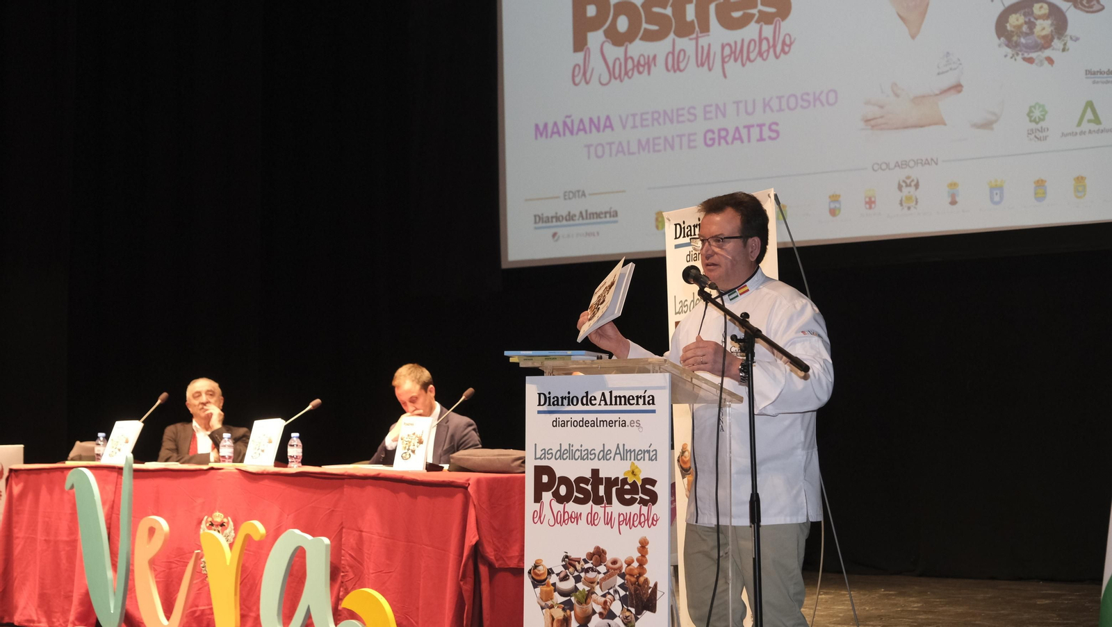 La presentación del libro de postres de Antonio Carmona, en imágenes