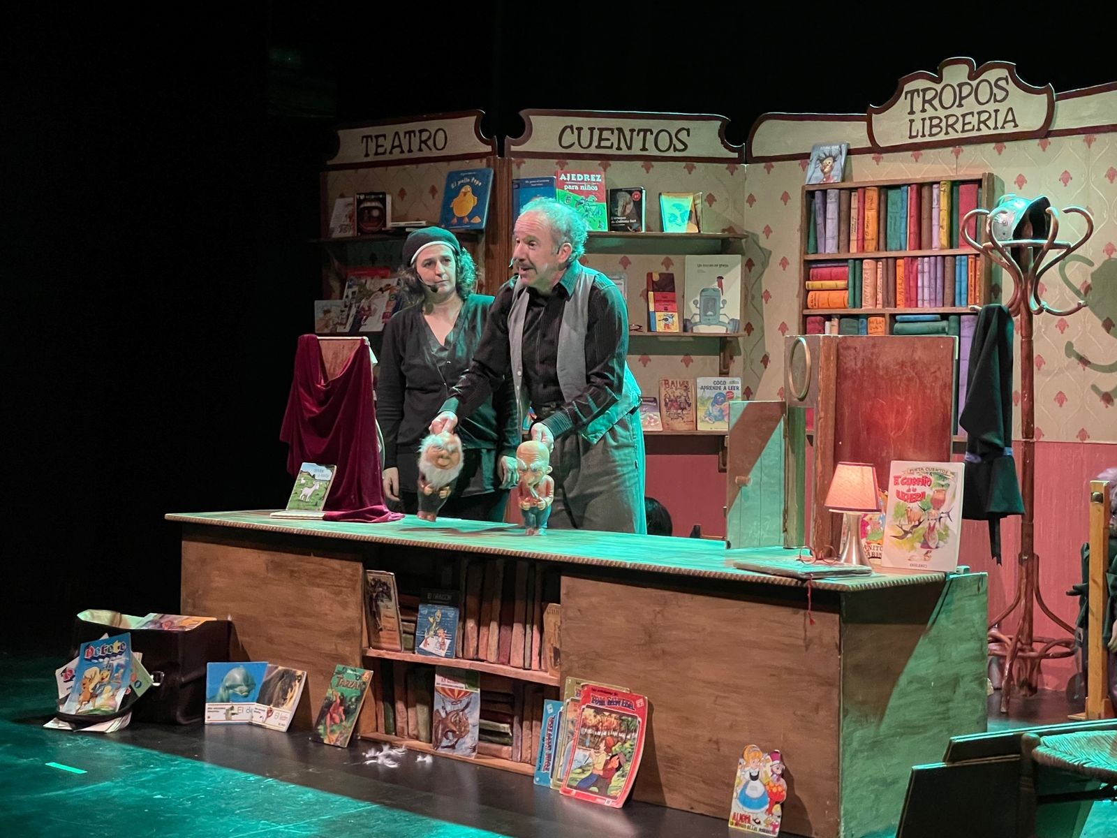 La compañía Tropos con ‘Blancanieves’ en el Teatro Apolo.