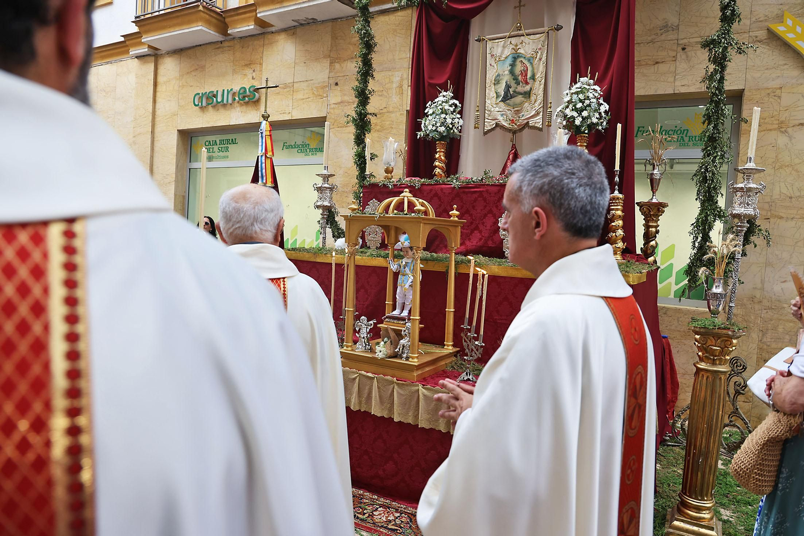 Imágenes de la procesión del Corpus Christi por las calles de Huelva