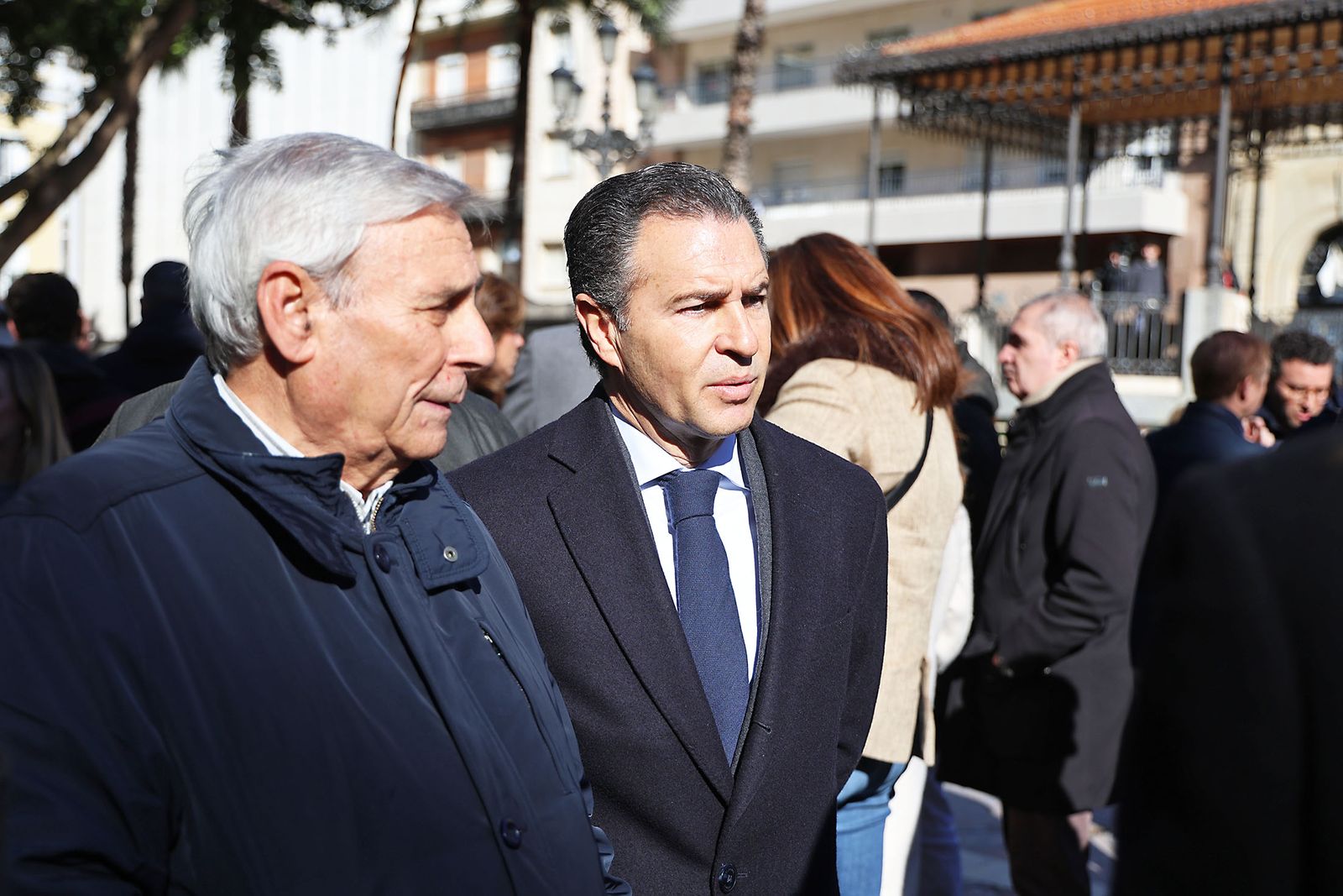 Las fotografías del minuto de silencio por el trágico accidente de tren