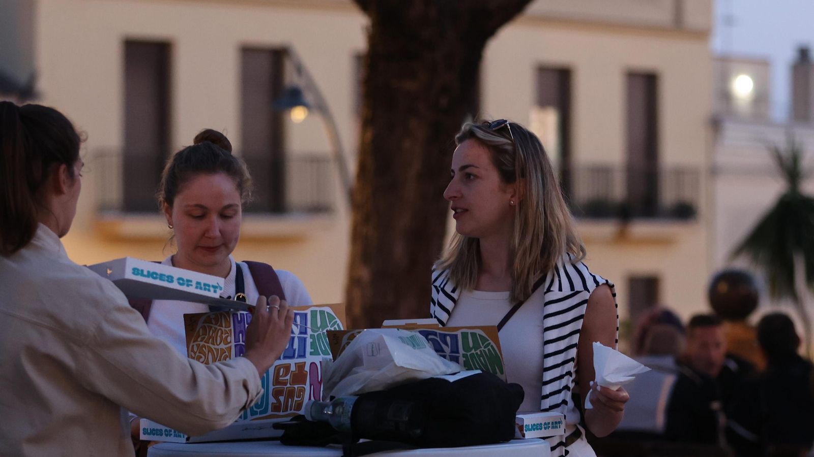 Búscate en el ambiente motero del viernes del Gran Premio de Jerez 2025.