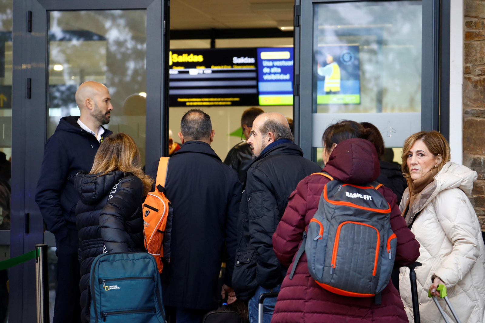El despegue del el primer vuelo chárter a Europa en el aeropuerto de Córdoba, en imágenes