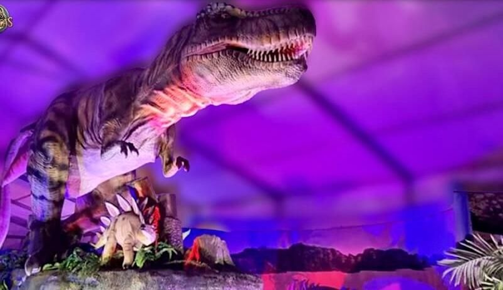 Dinosaurios a tamaño real aterrizan en Aracena