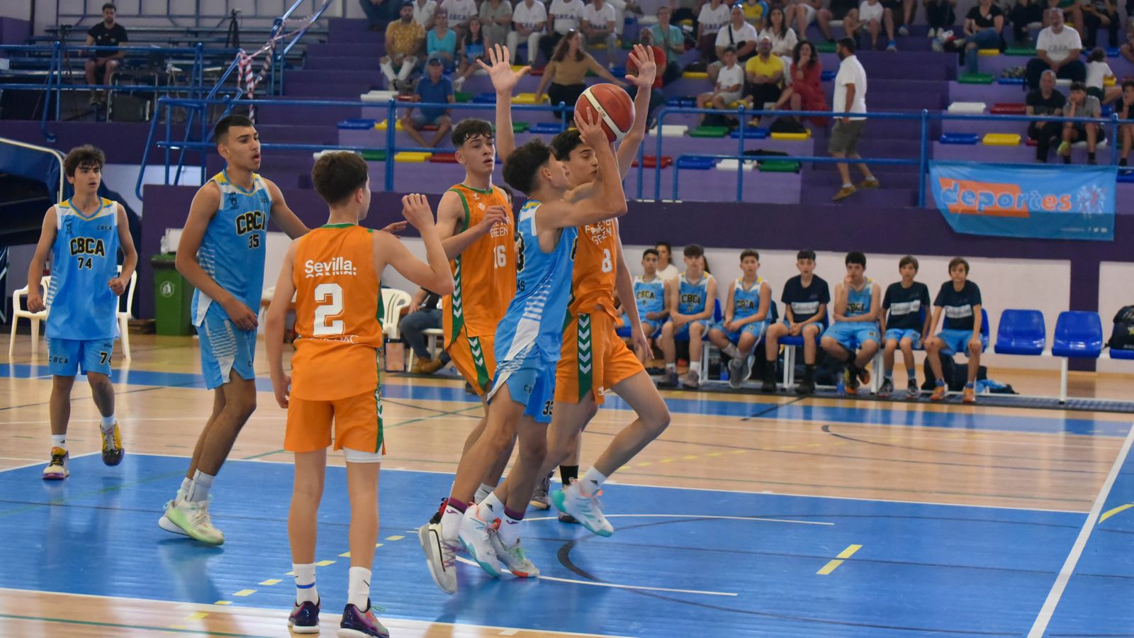 Las fotos de los cuartos de final del Cadeba infantil de La Línea