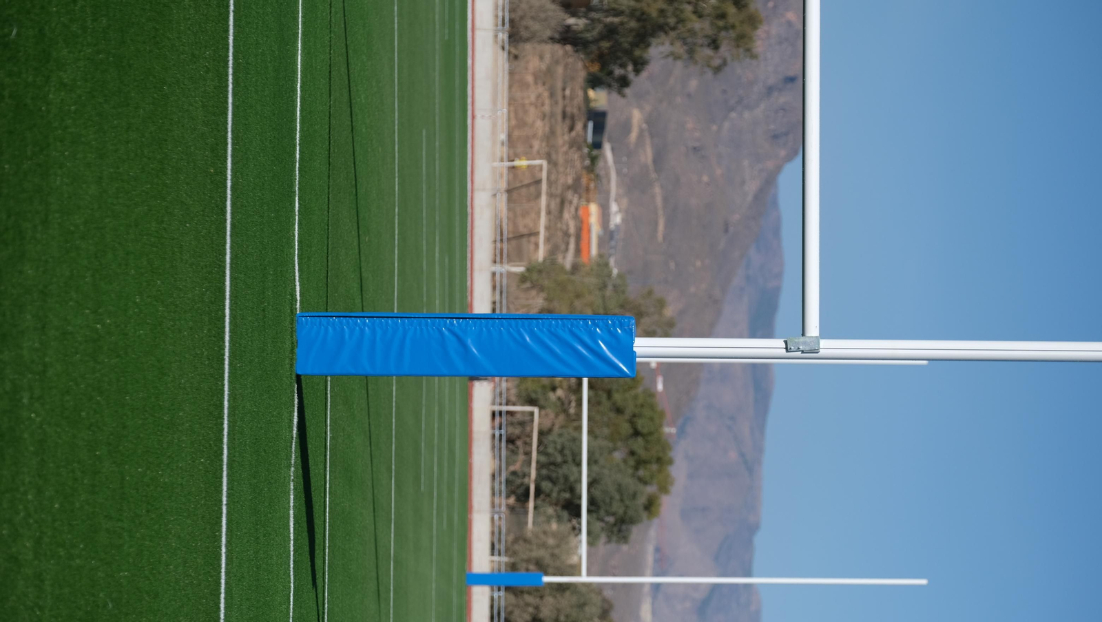 Fotogalería inauguración pista de atletismo y campo de rugby en la Base Militar Álvarez de Sotomayor