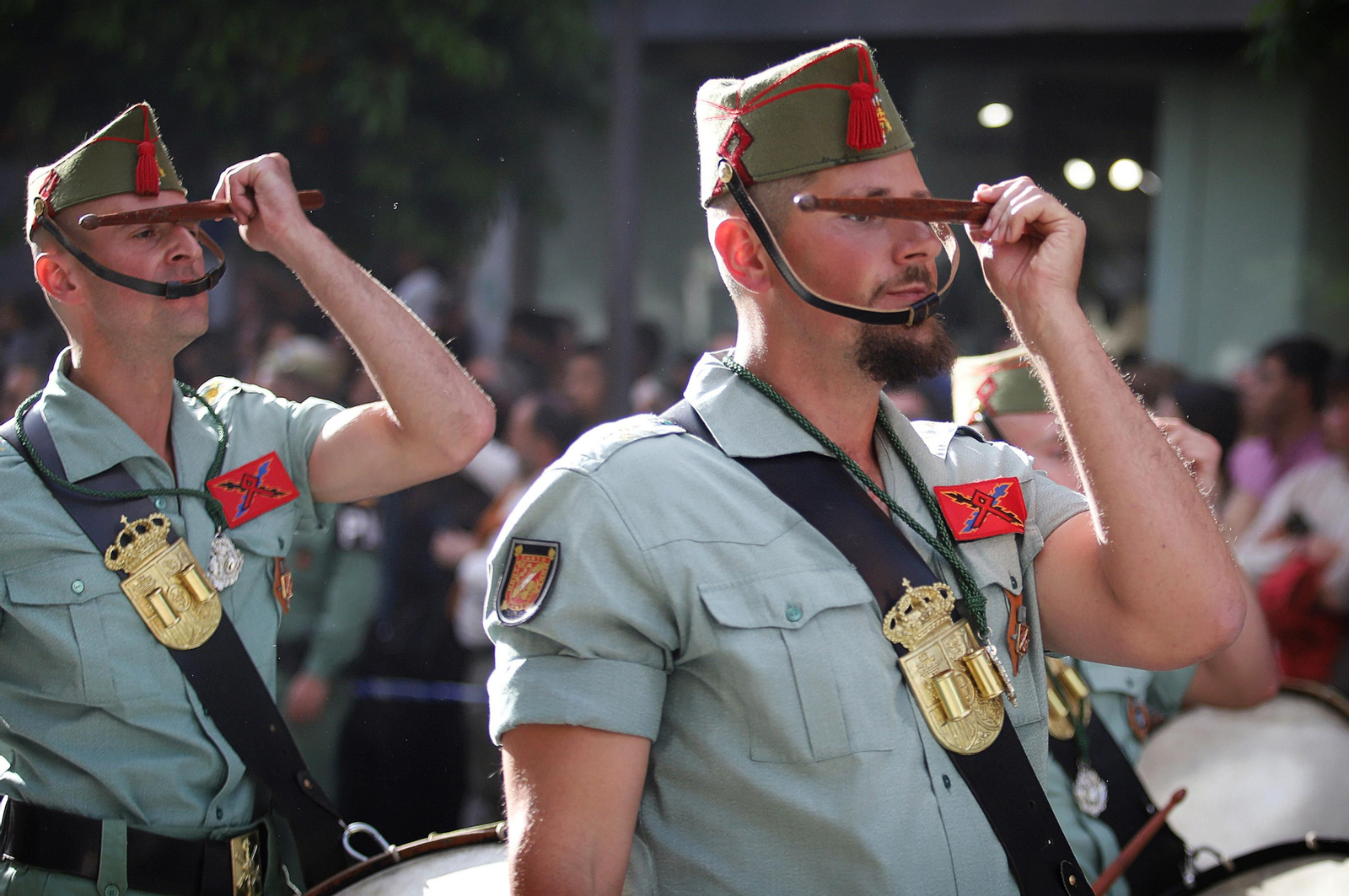Sábado de Pasión: Imágenes de La Legión con el Cristo de la Vera+Cruz