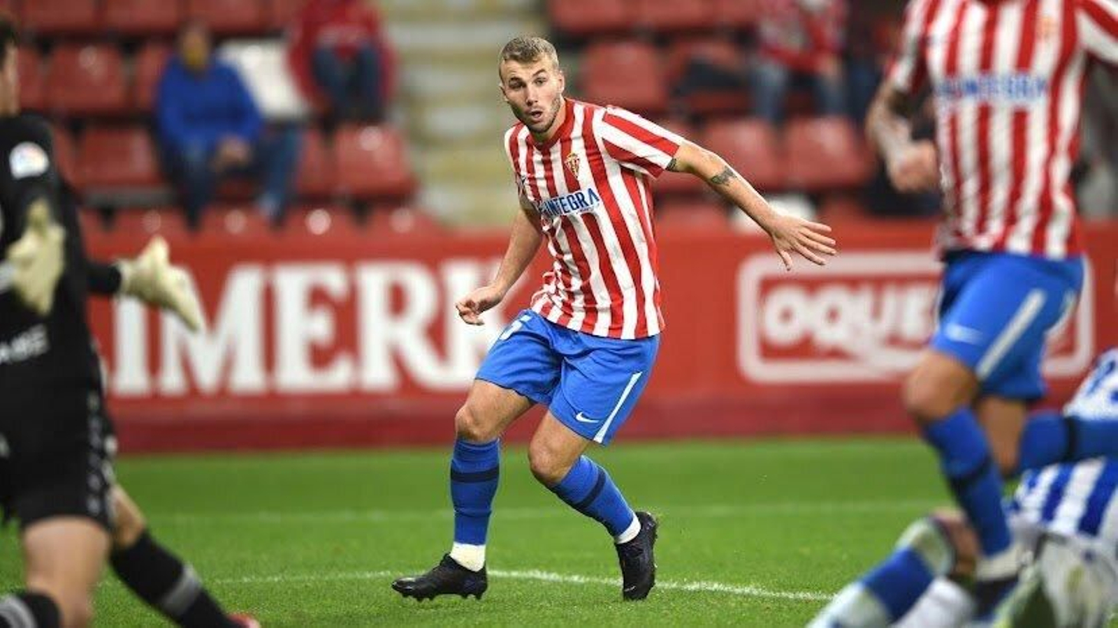 César García, con la elástica del Sporting.
