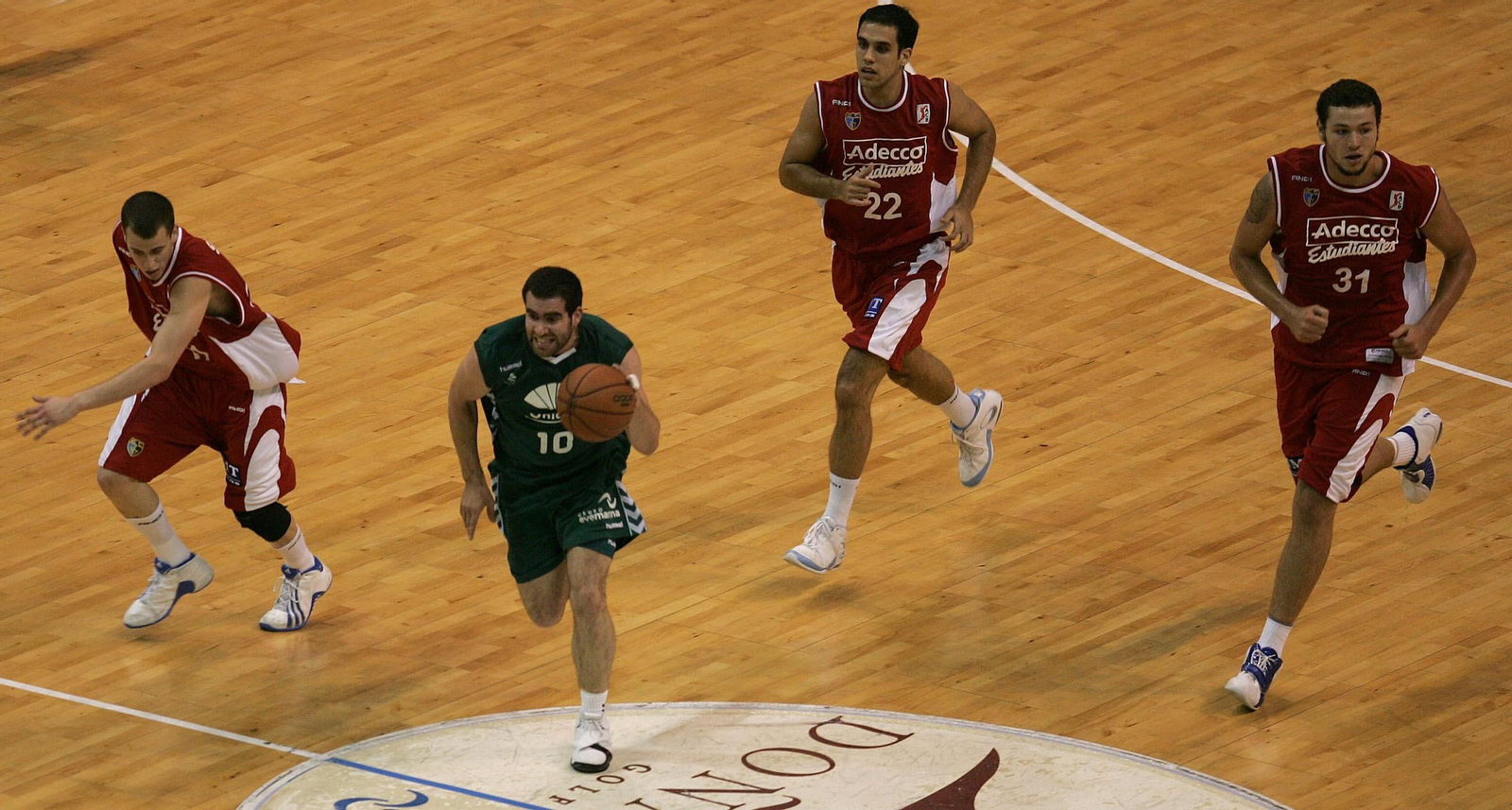La carrera de Carlos Cabezas, en fotos