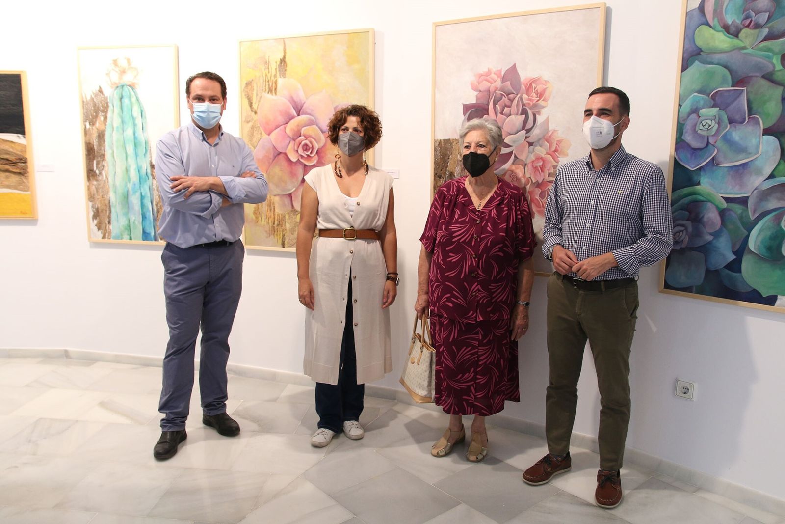 Juan Manuel Martín, Sol Ruiz, la viuda de Juan Ruiz Miralles, Lola Rodríguez y el concejal Carlos Sánchez.