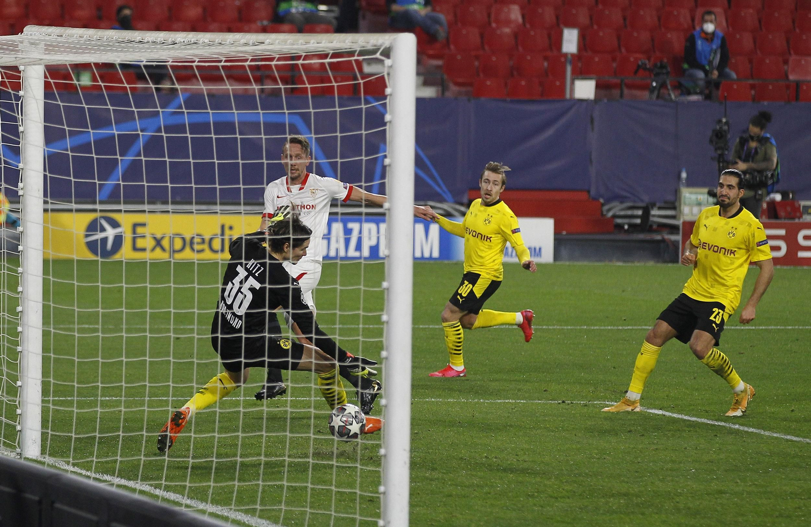 Las imágenes del Sevilla-Borussia Dortmund de Champions