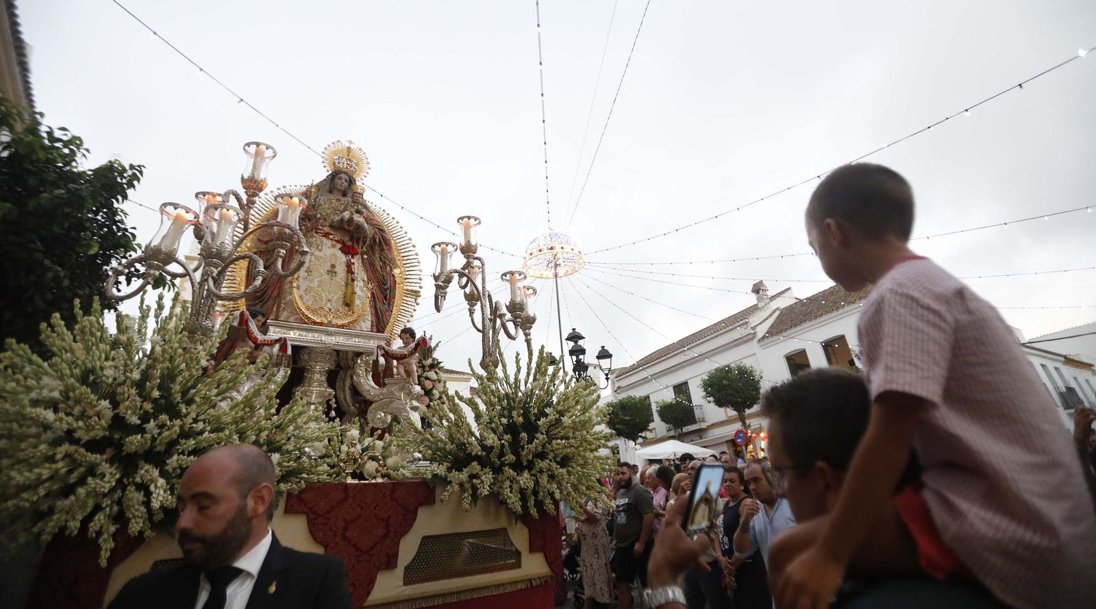 Las fotos de la procesión de Santa María Coronada en San Roque