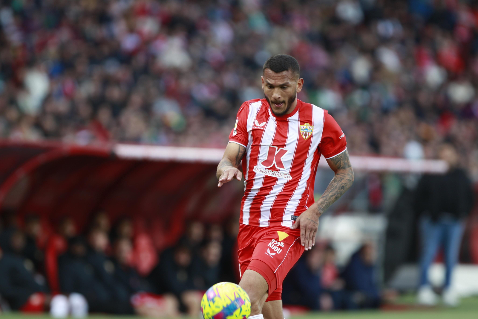 Imágenes del partido de fútbol U.D. Almería-Real Betis Balompié