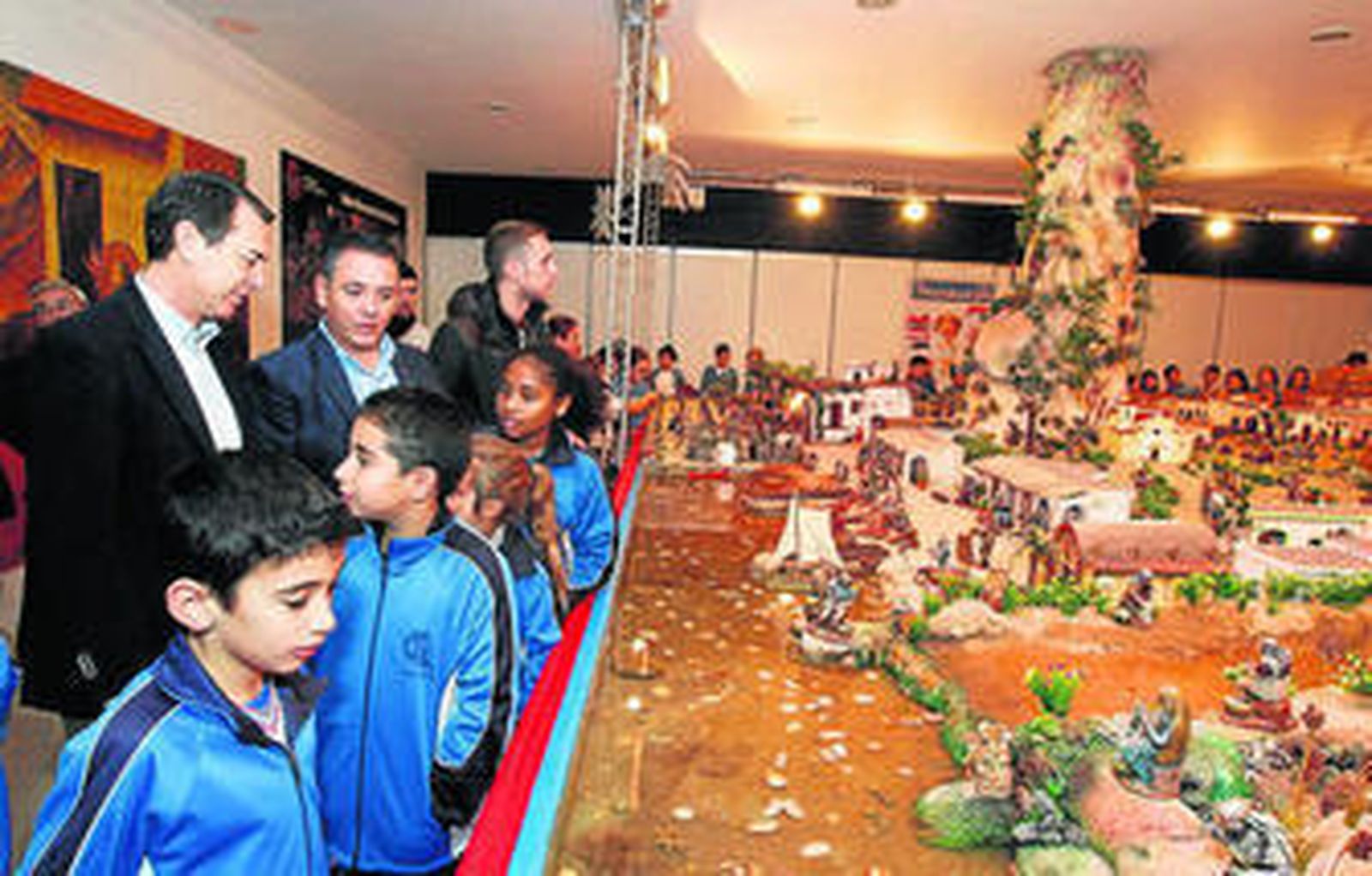 El belén municipal abre sus puertas