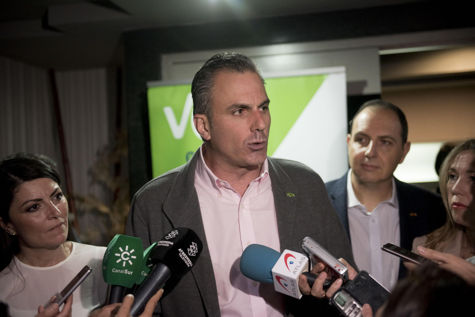 Imágenes del acto de Vox en Granada