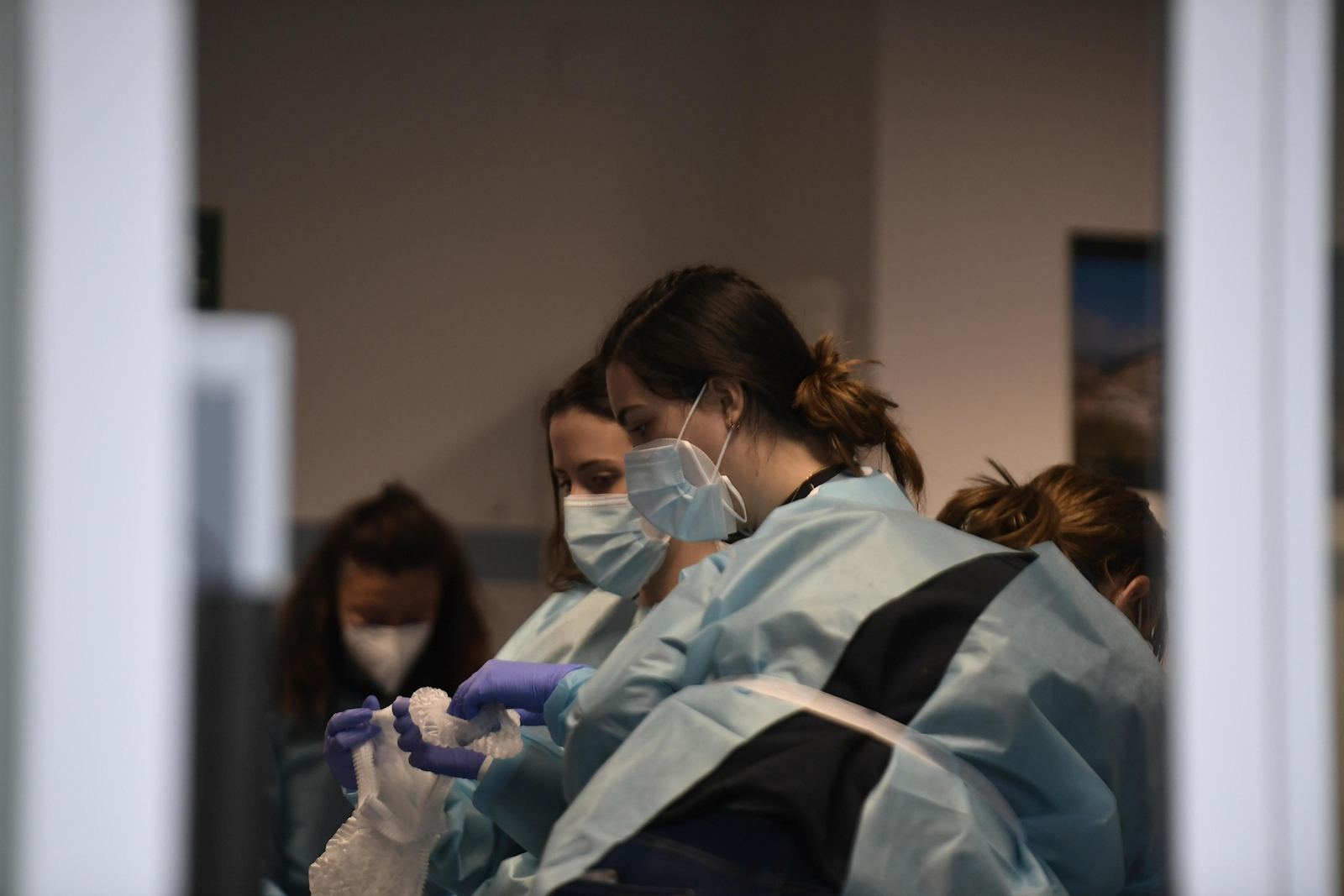 Fotos: segundo día de vacunas en Granada