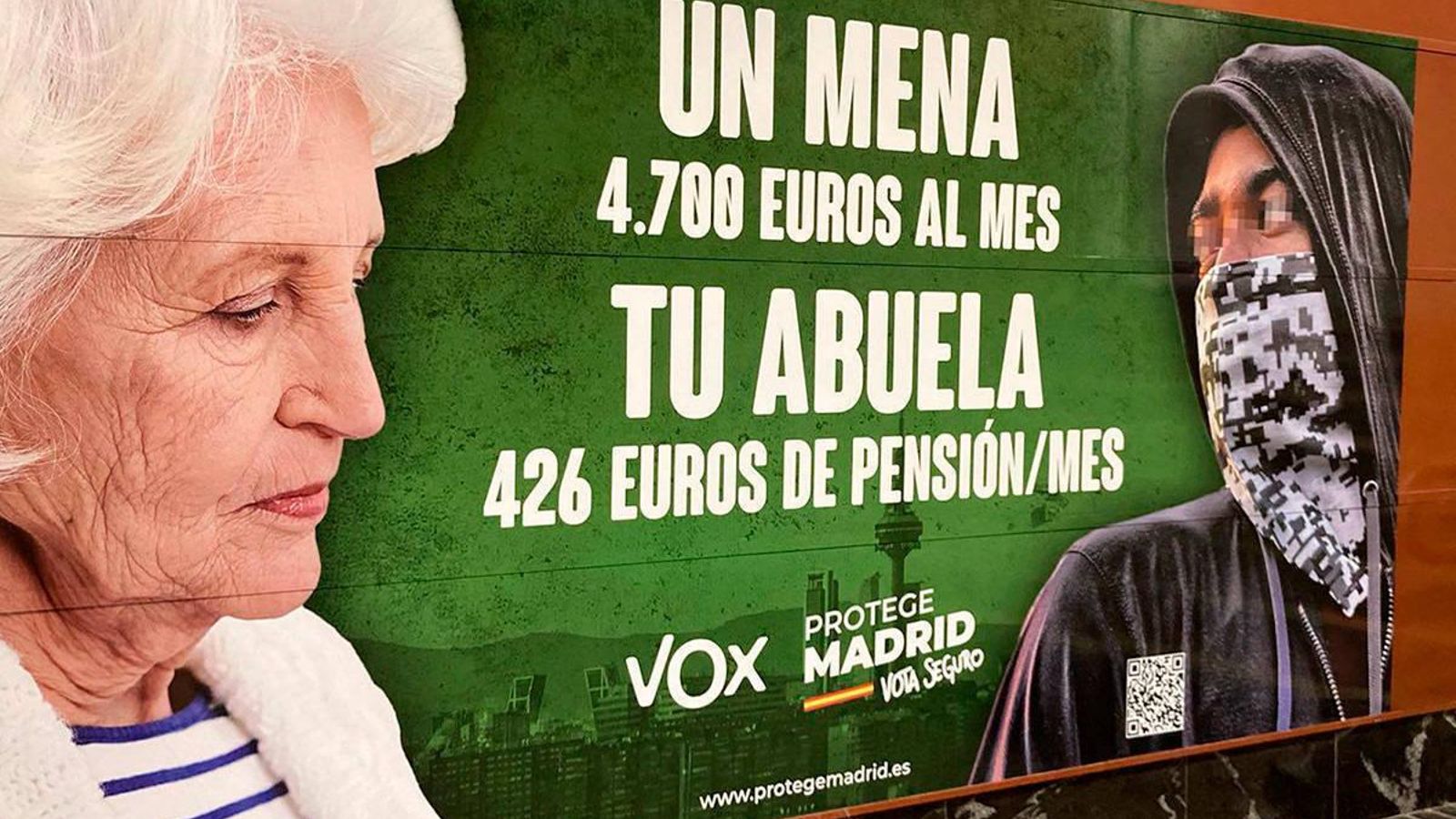 El cartel en el que se atacaba a los menas con una información falsa, protagonizó buena parte de las discusiones entre los candidatos.