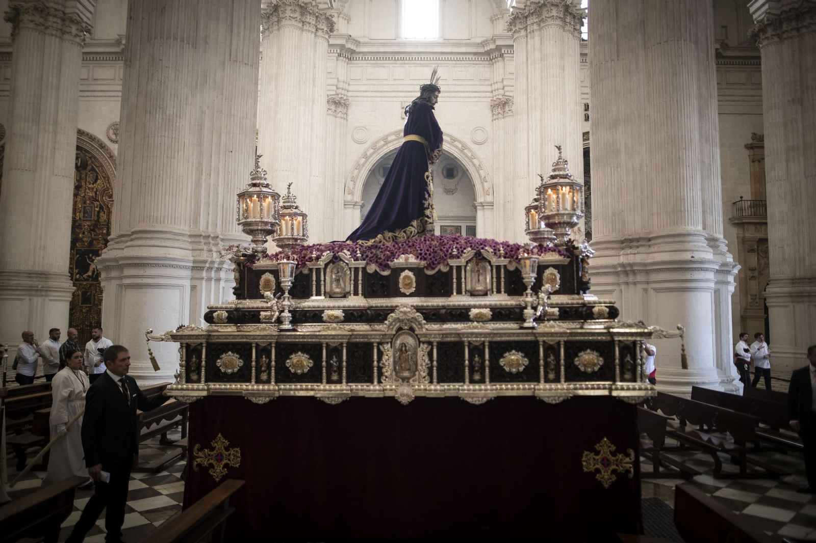 Solemne Procesión Extraordinaria de Alabanza de Nuestro Padre Jesús del Rescate de Granada, Octubre 2025.jpg