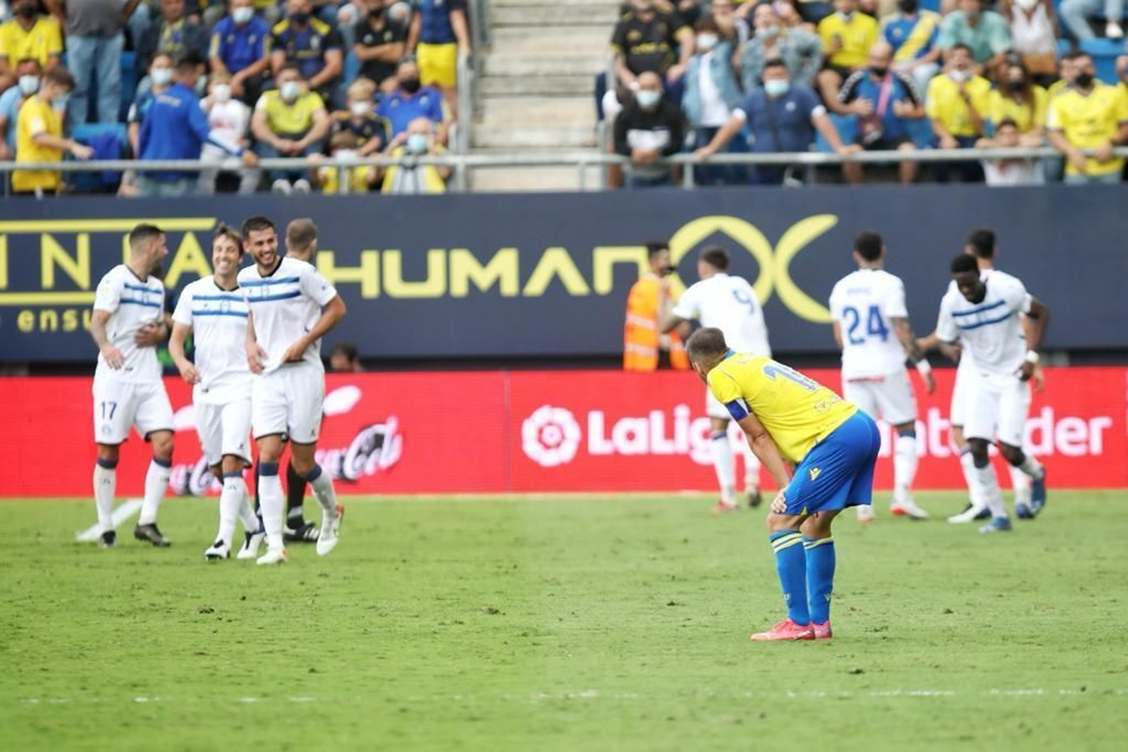 La imágenes de la derrota del Cádiz contra el Alavés