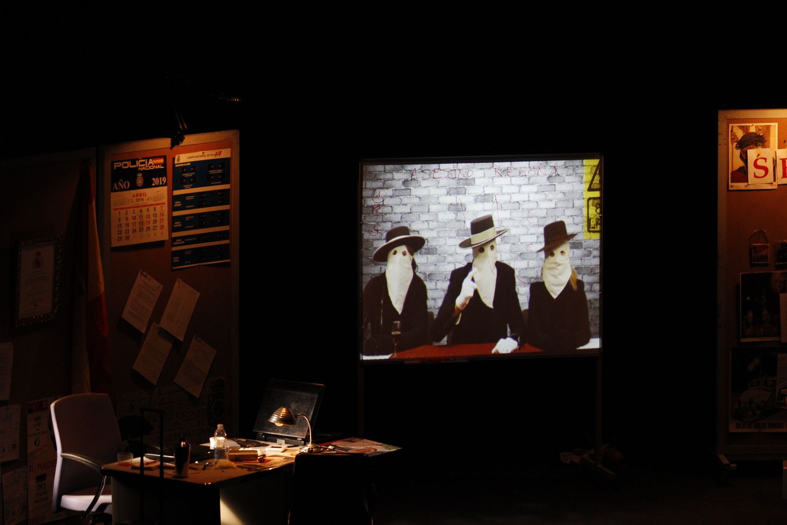 Fotogalería Festival de Teatro de El Ejido. Obra "El Asesino de la Regañá". Teatro Municipal de El Ejido